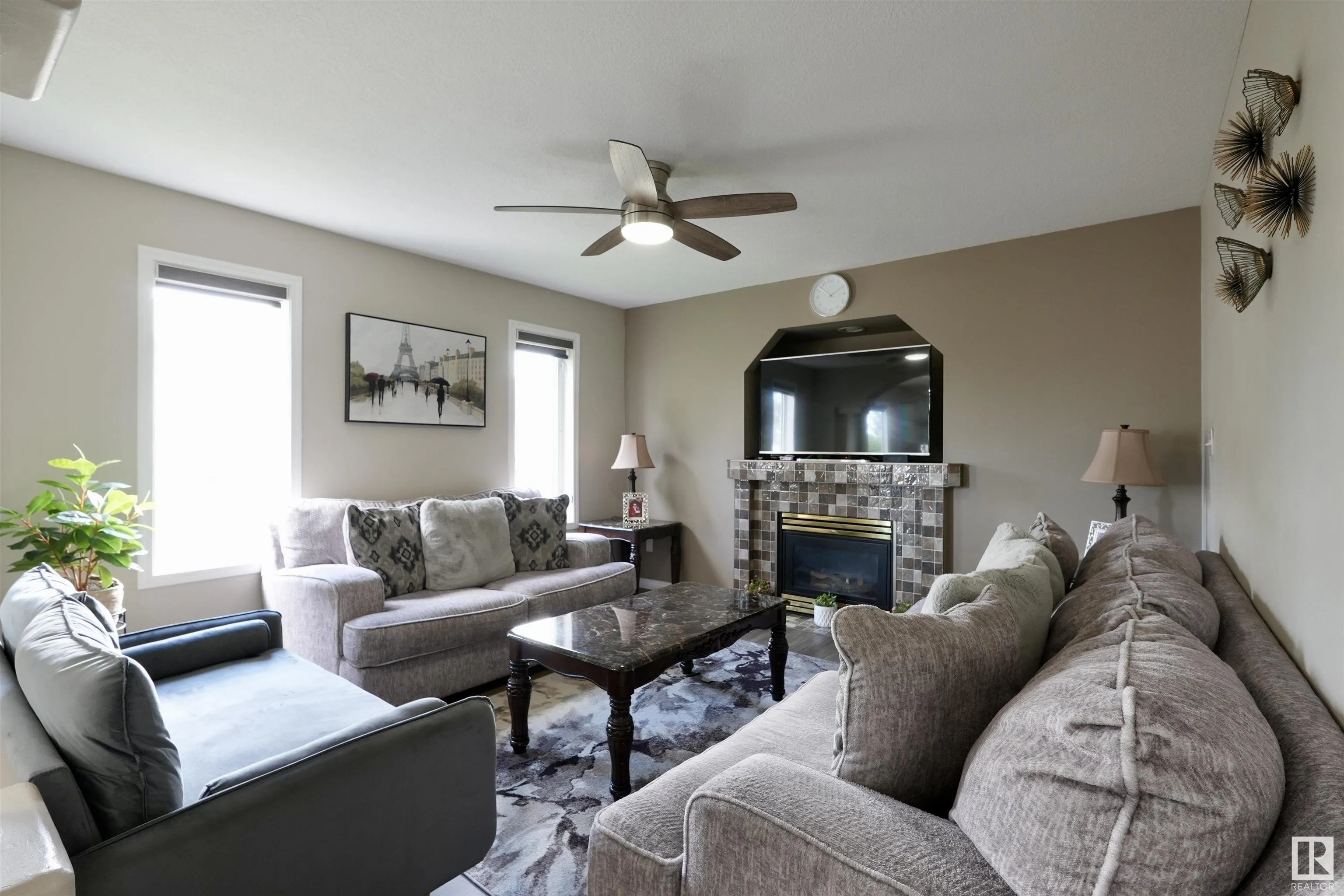 2218 Kaufman Way