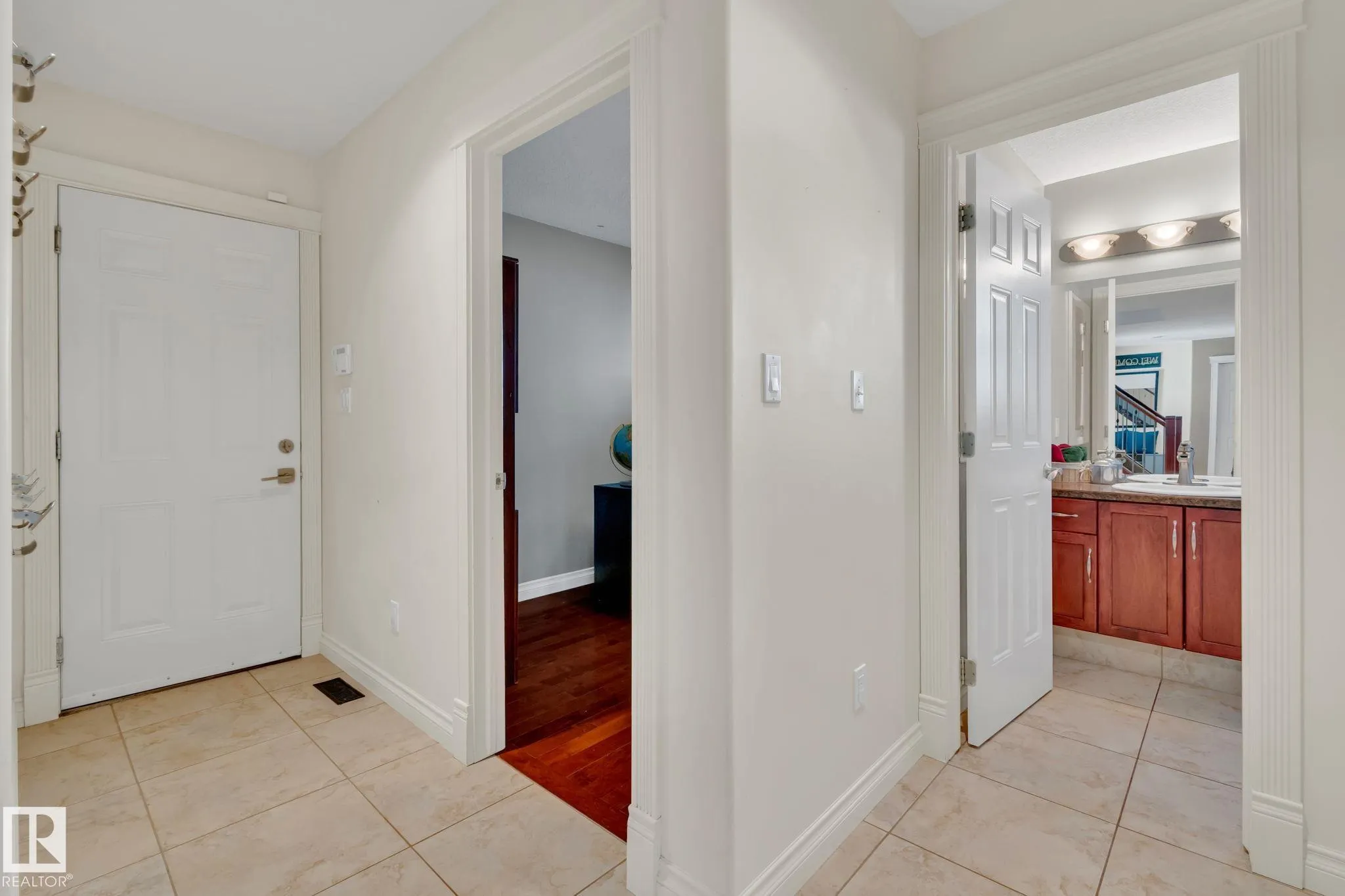 77 LAKEWOOD Boulevard