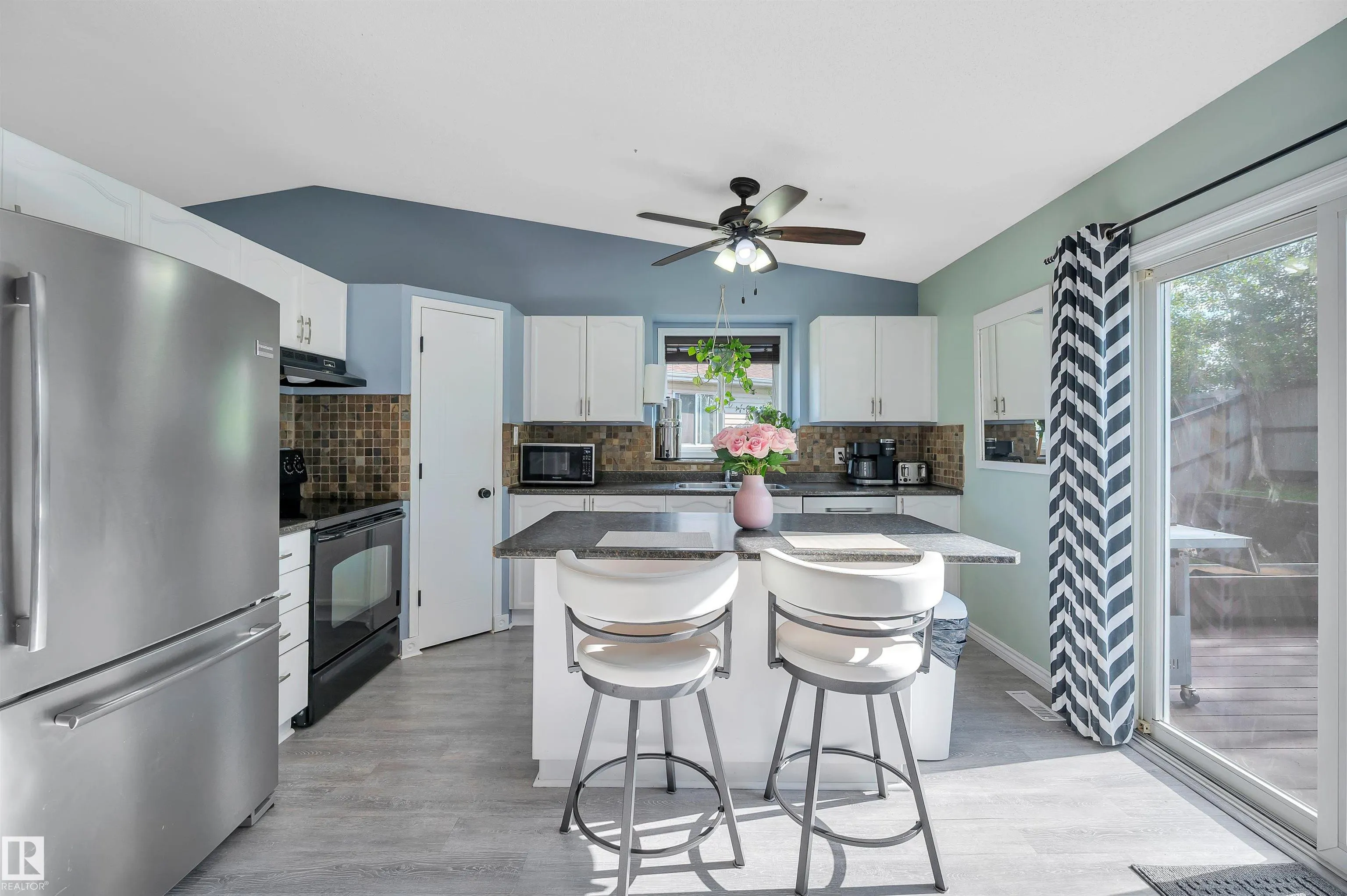 78 BLUEBERRY Crescent