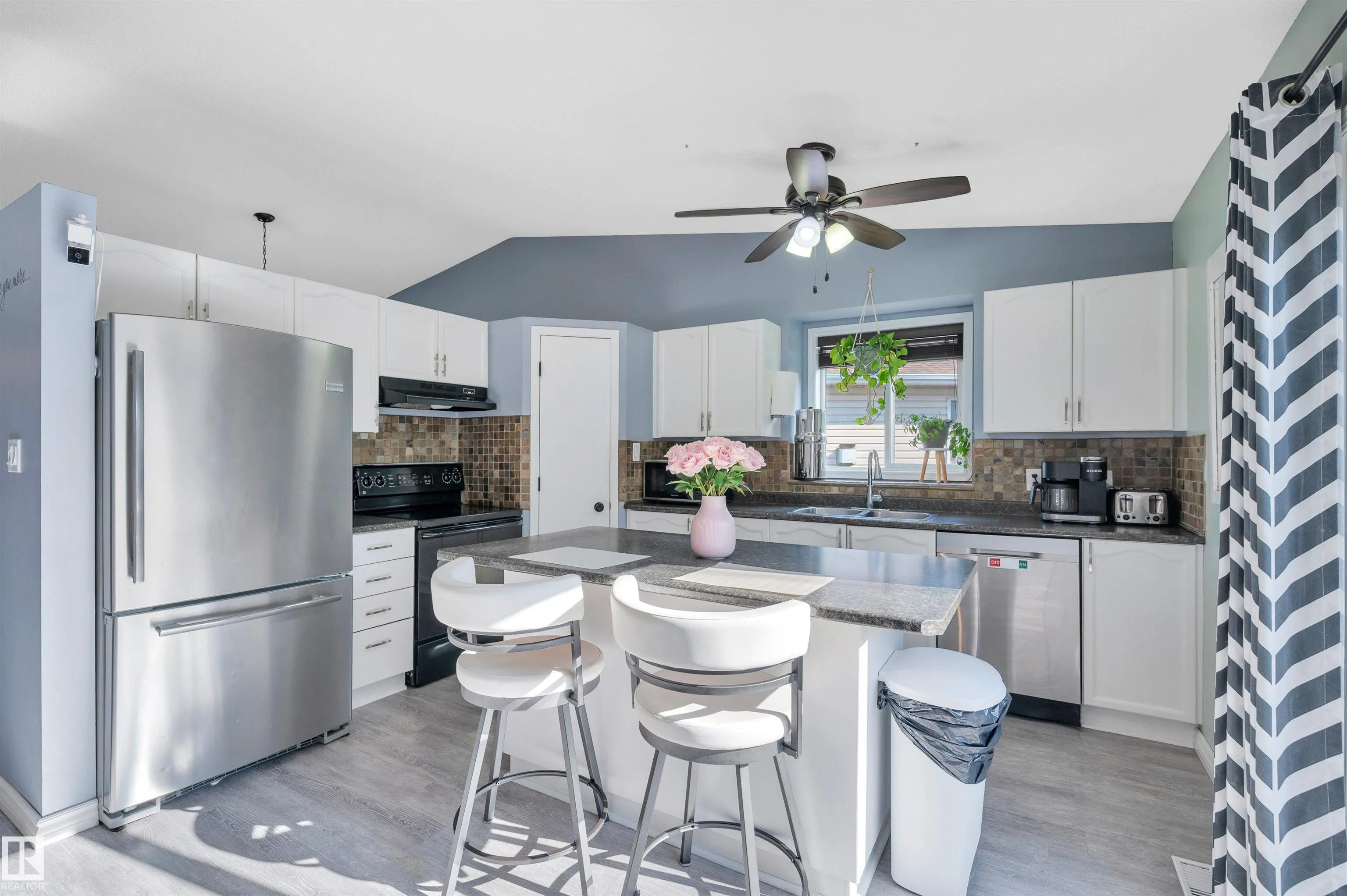 78 BLUEBERRY Crescent