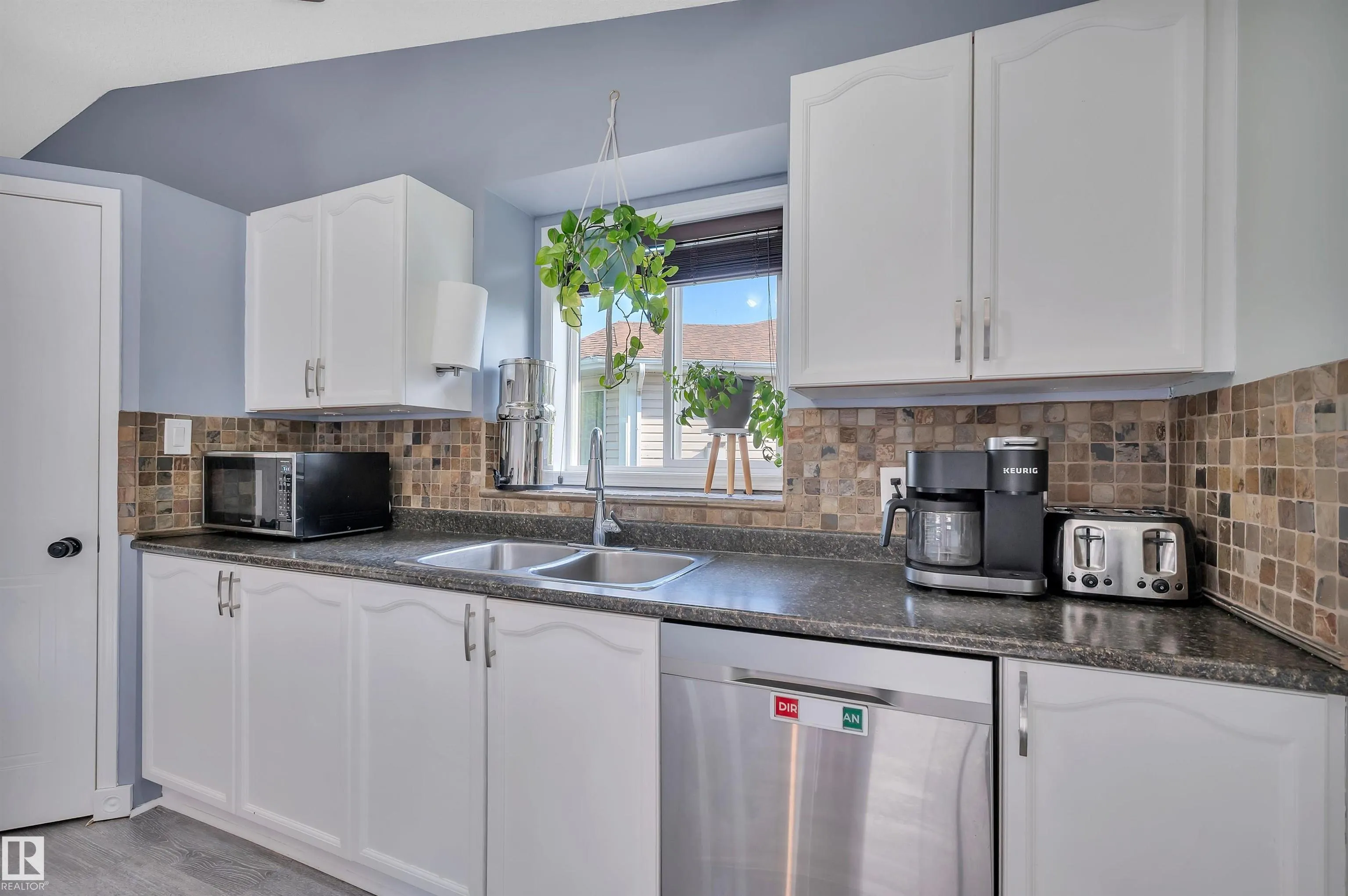 78 BLUEBERRY Crescent