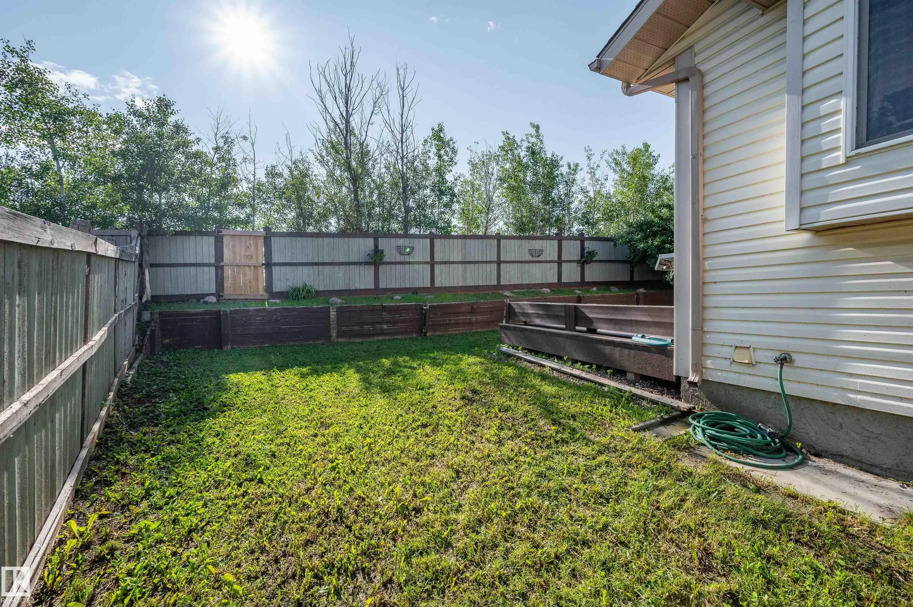 78 BLUEBERRY Crescent