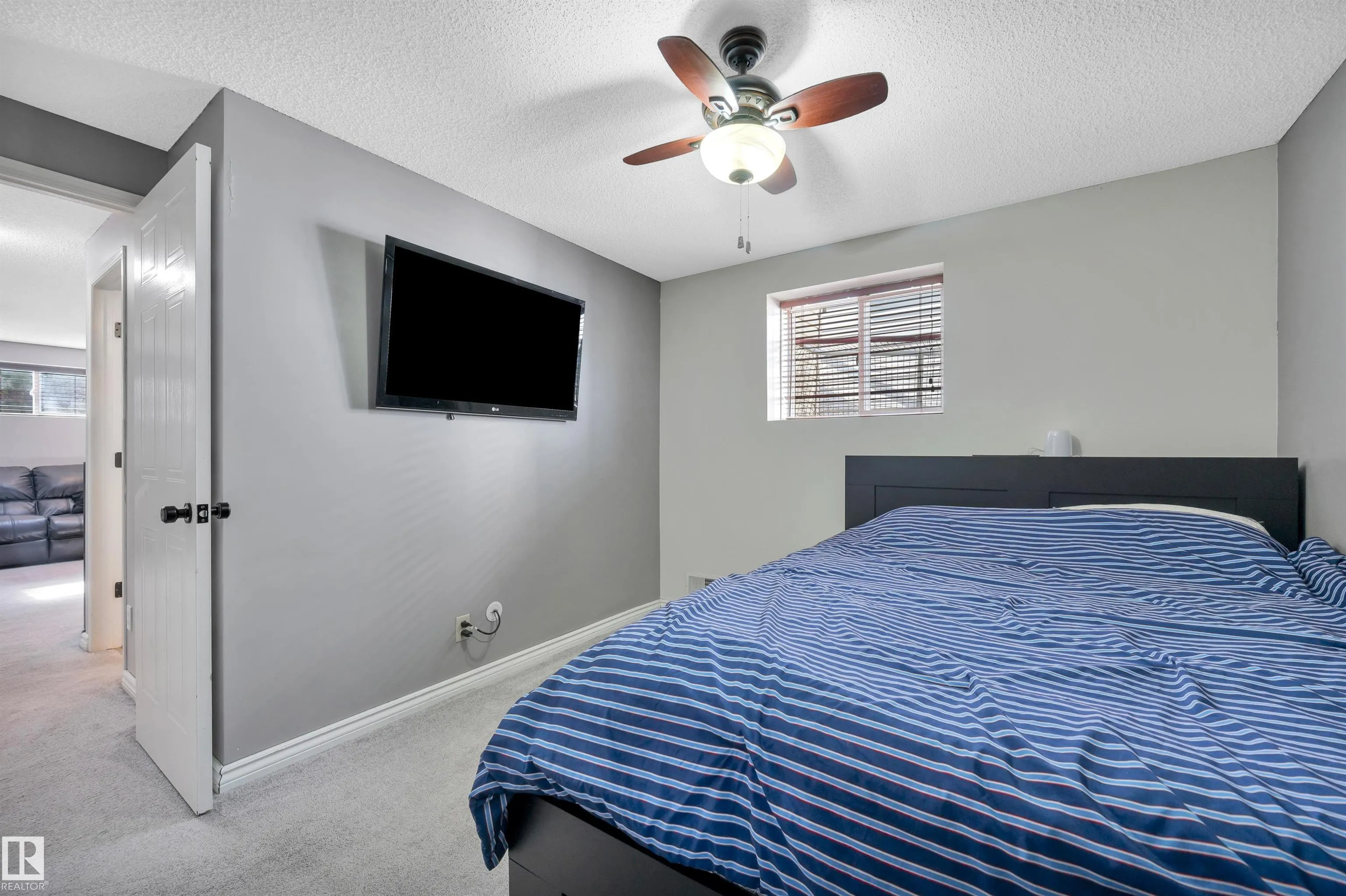 78 BLUEBERRY Crescent