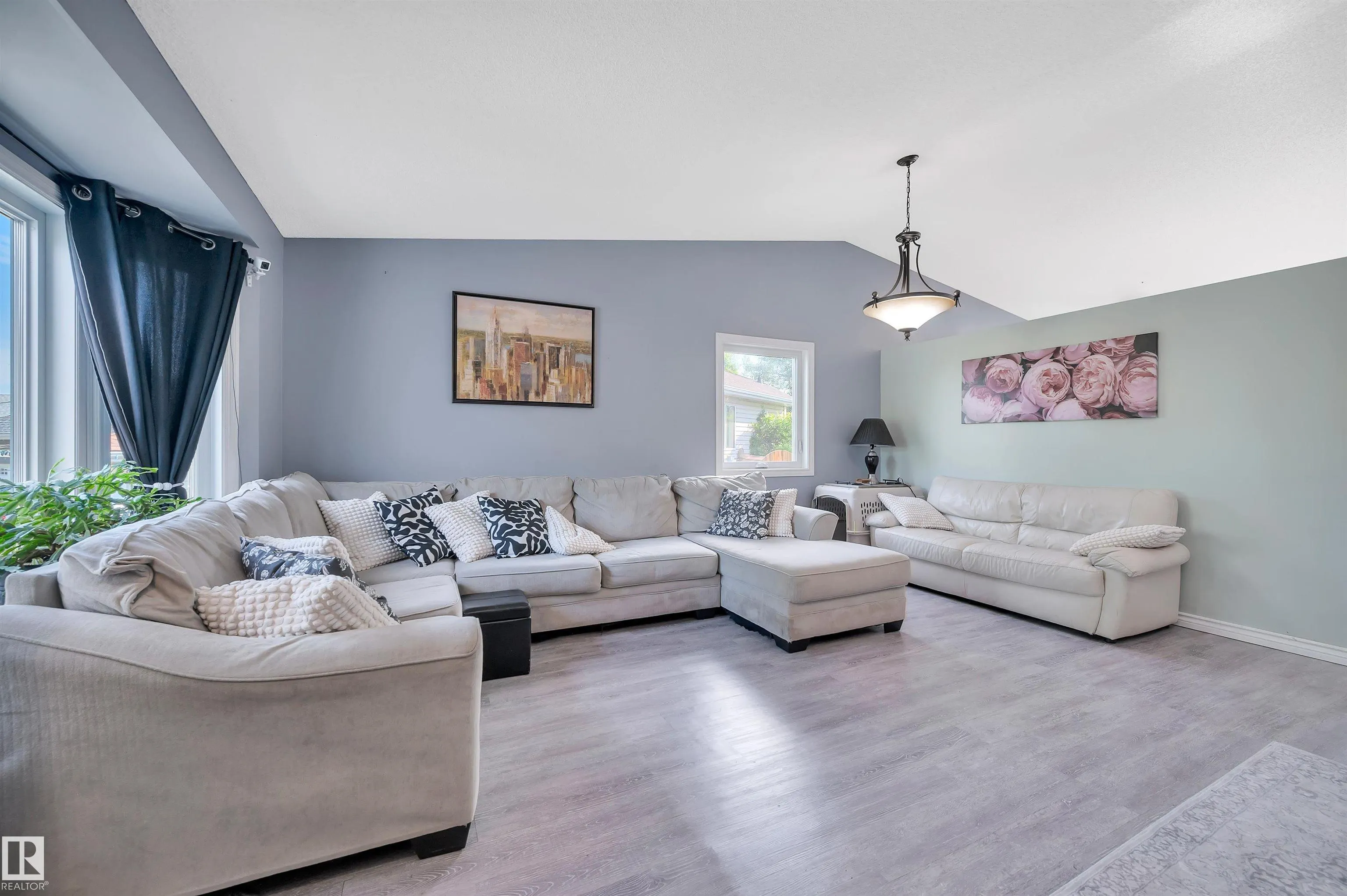78 BLUEBERRY Crescent