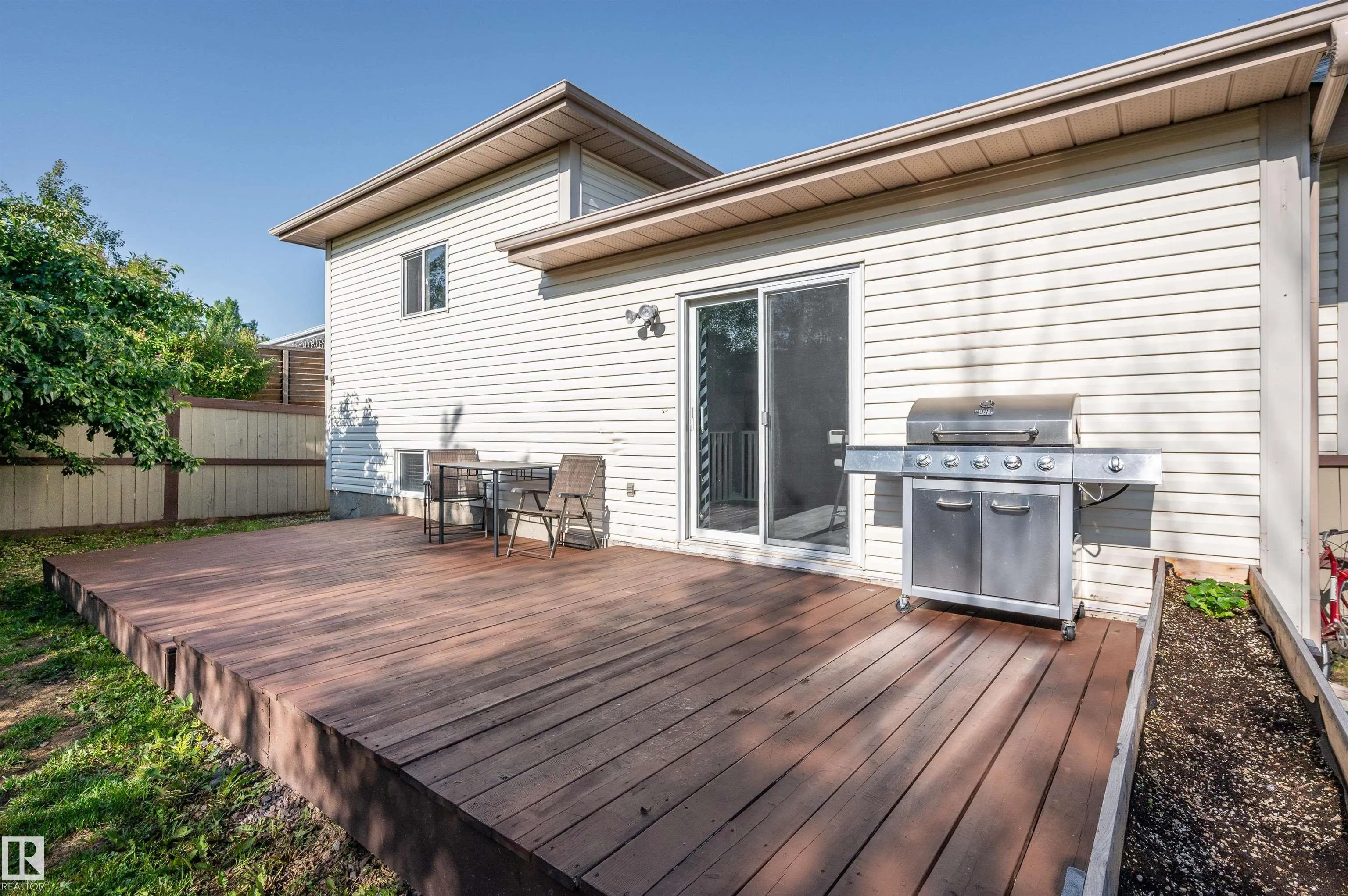 78 BLUEBERRY Crescent