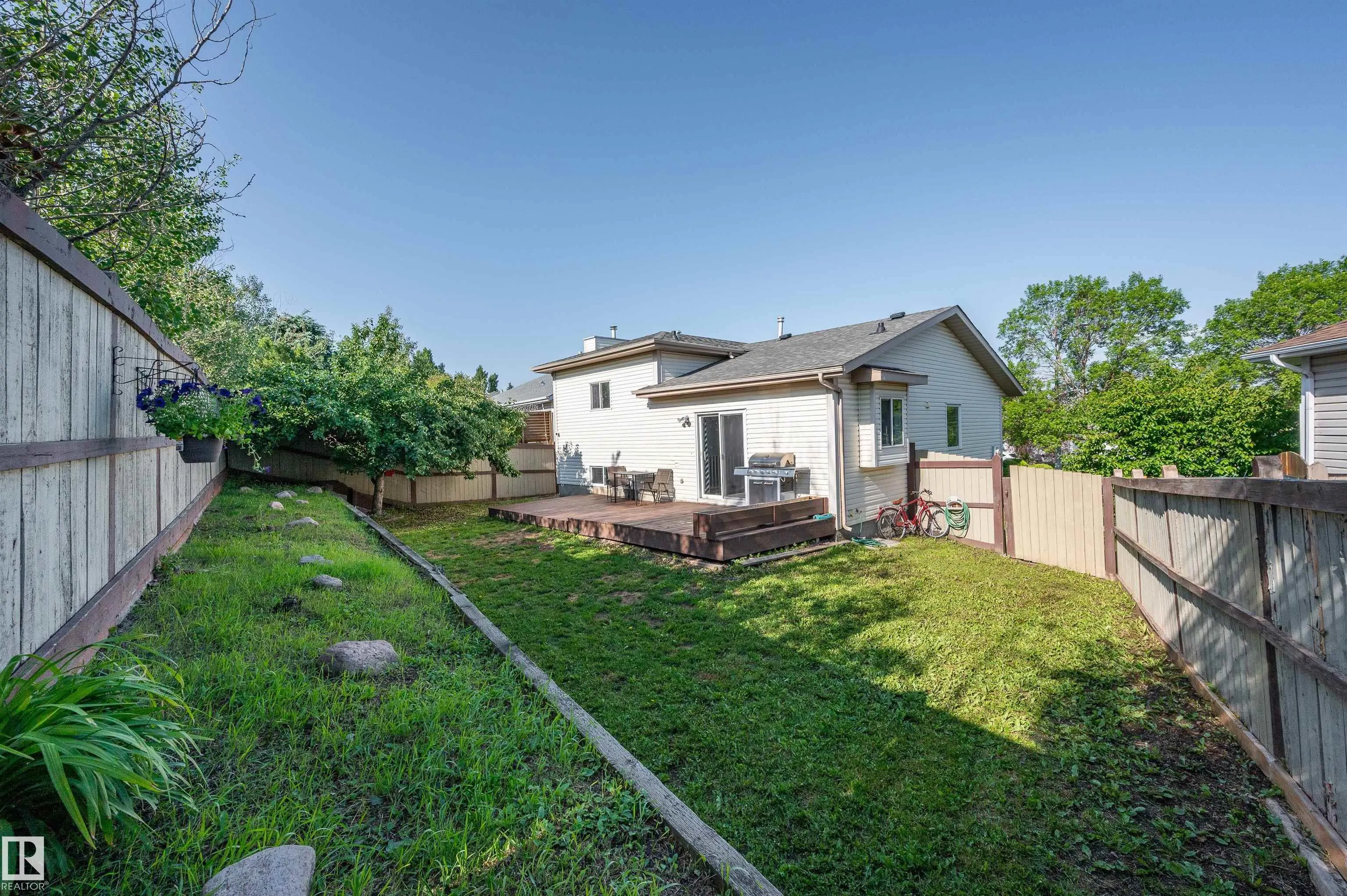 78 BLUEBERRY Crescent