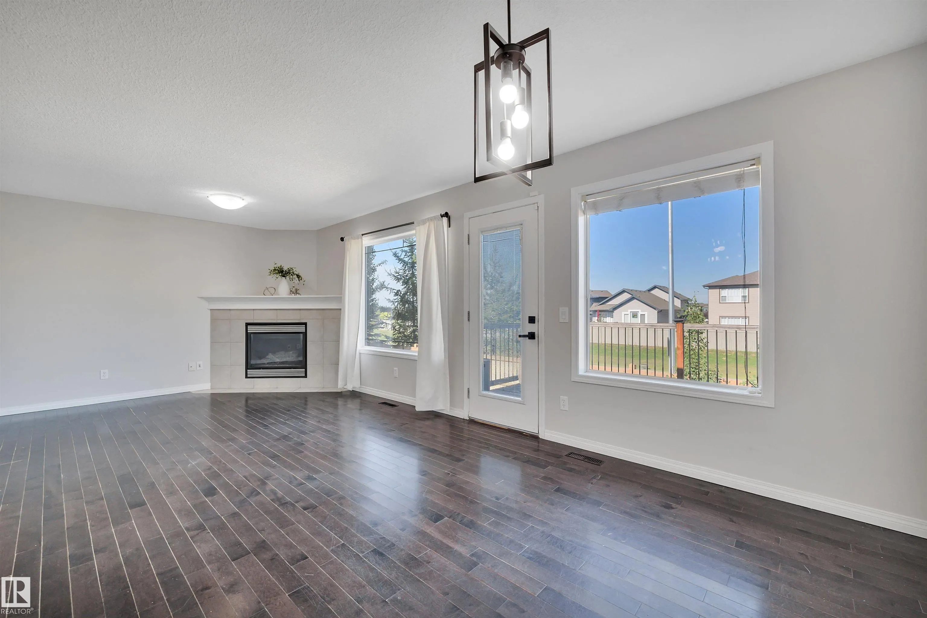 42 WALTERS Place