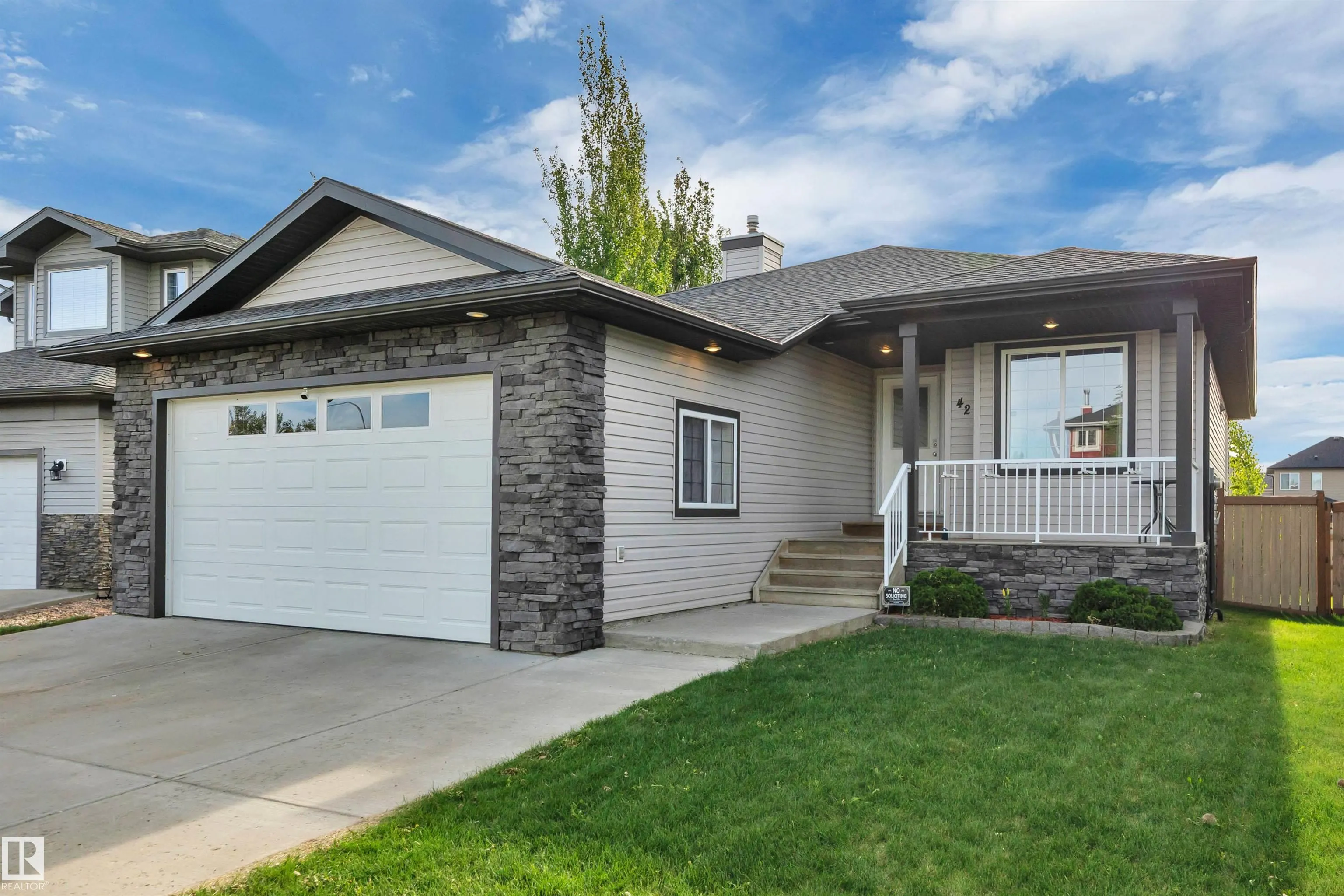 42 WALTERS Place