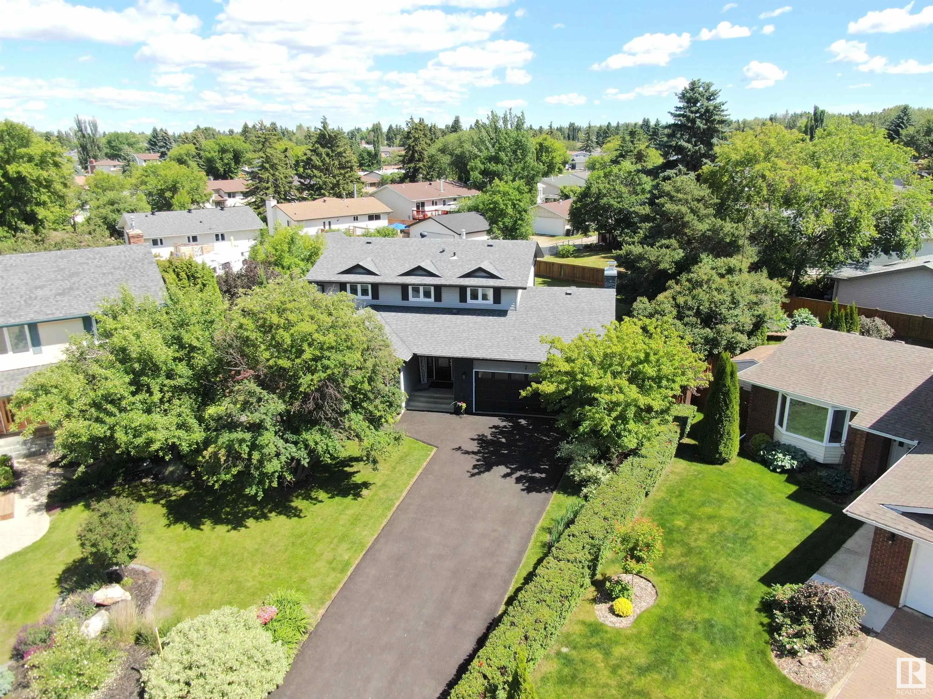 7 MARLBORO Place