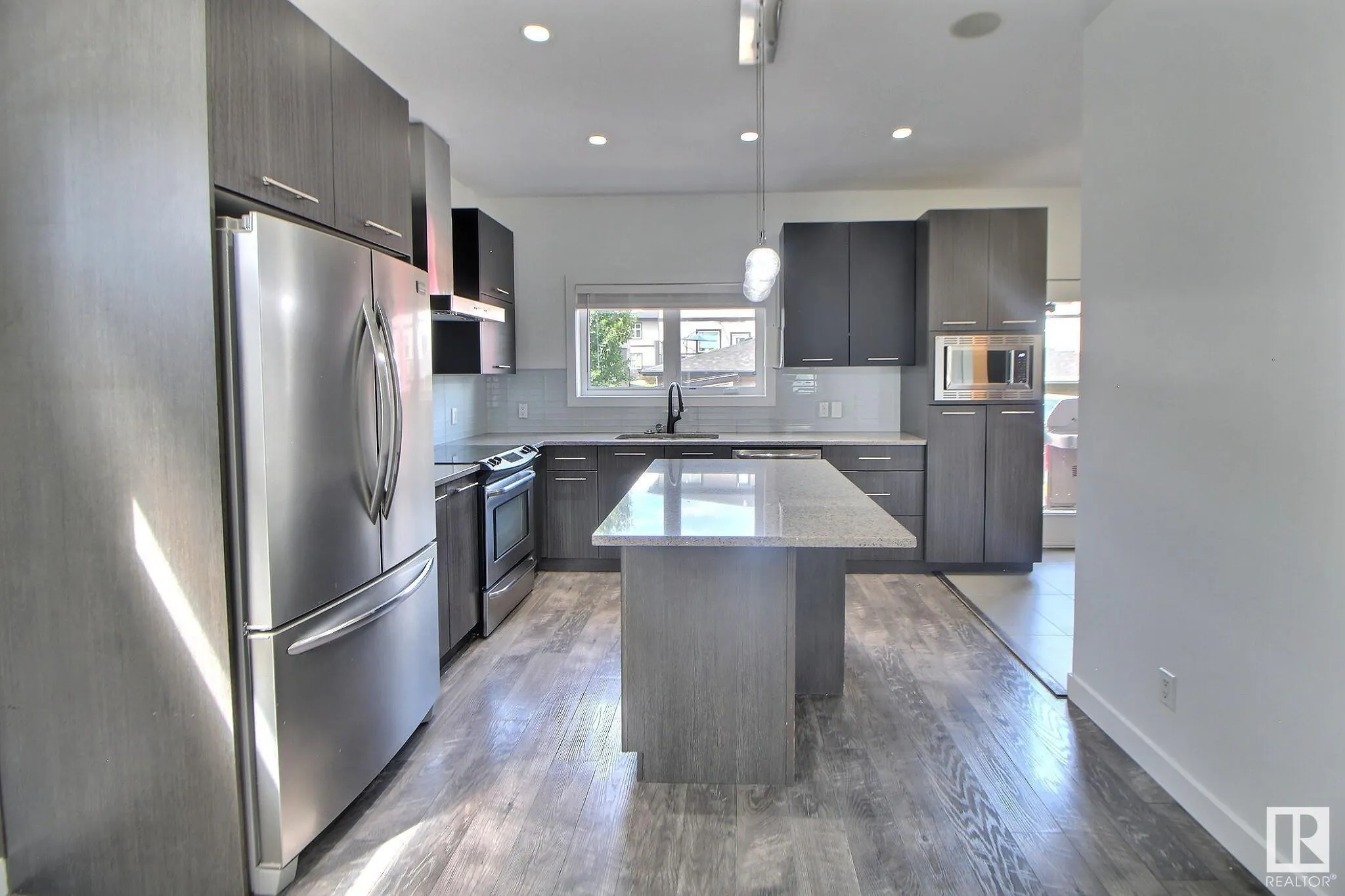 11 KENTON Way
