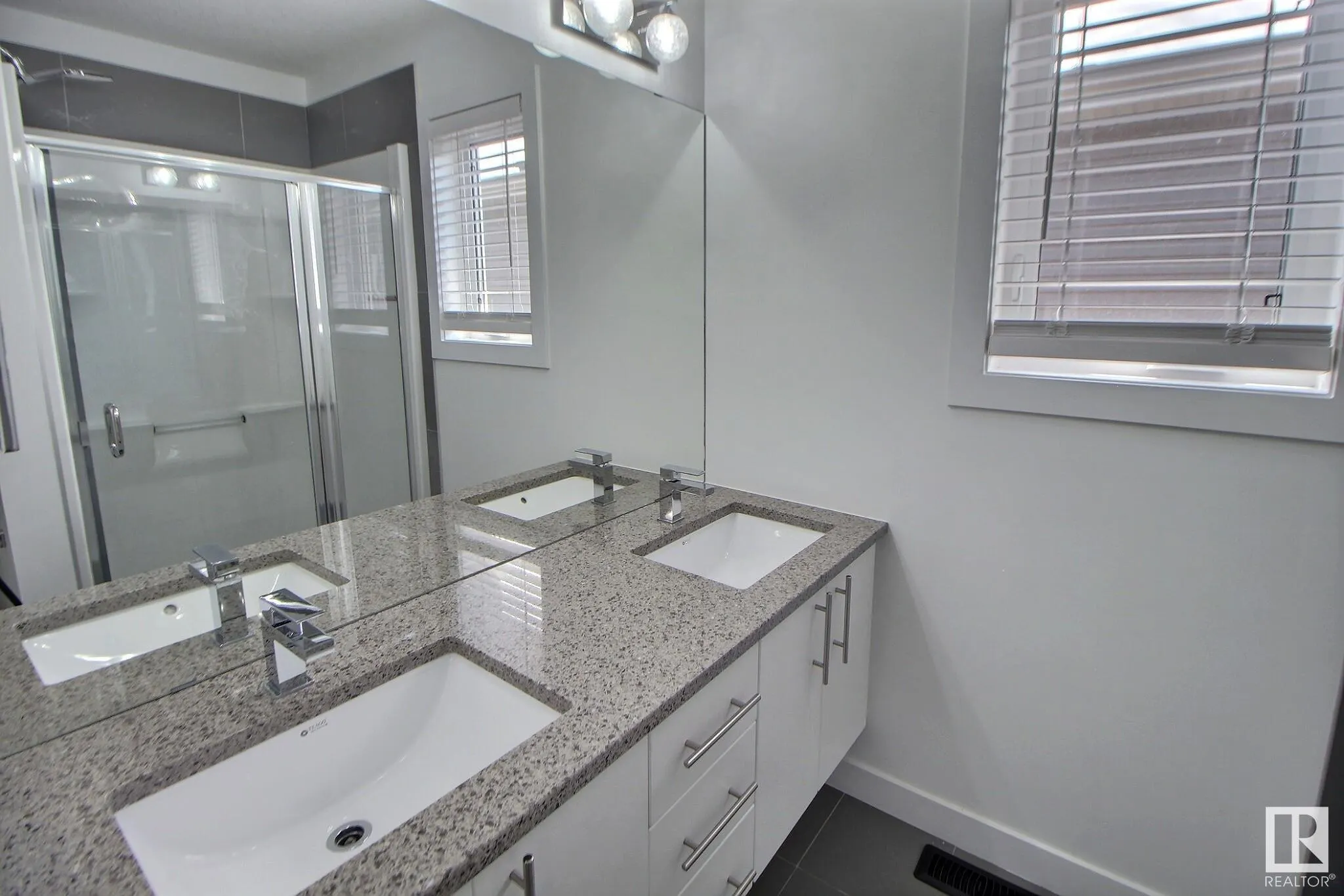11 KENTON Way