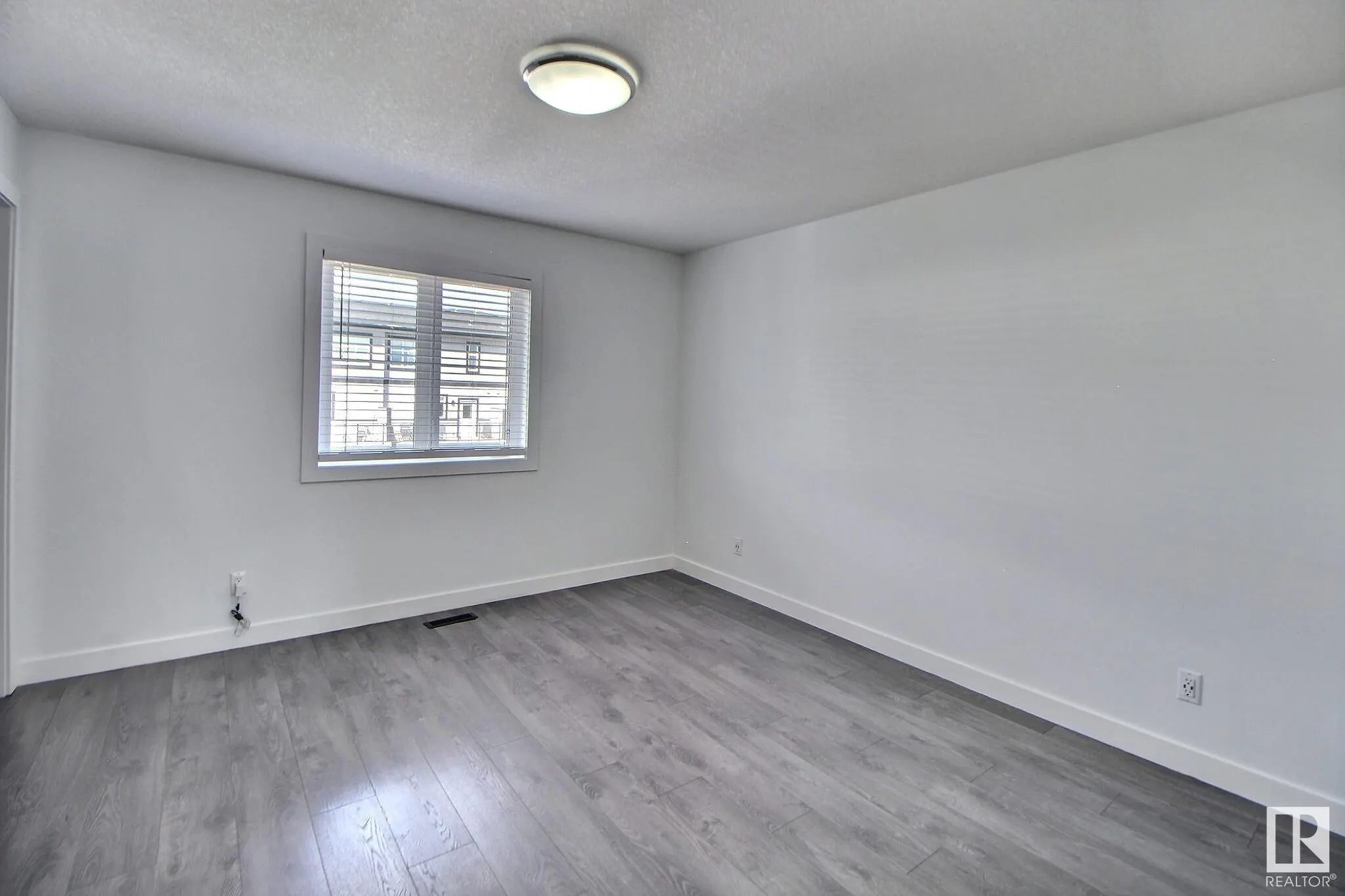 11 KENTON Way