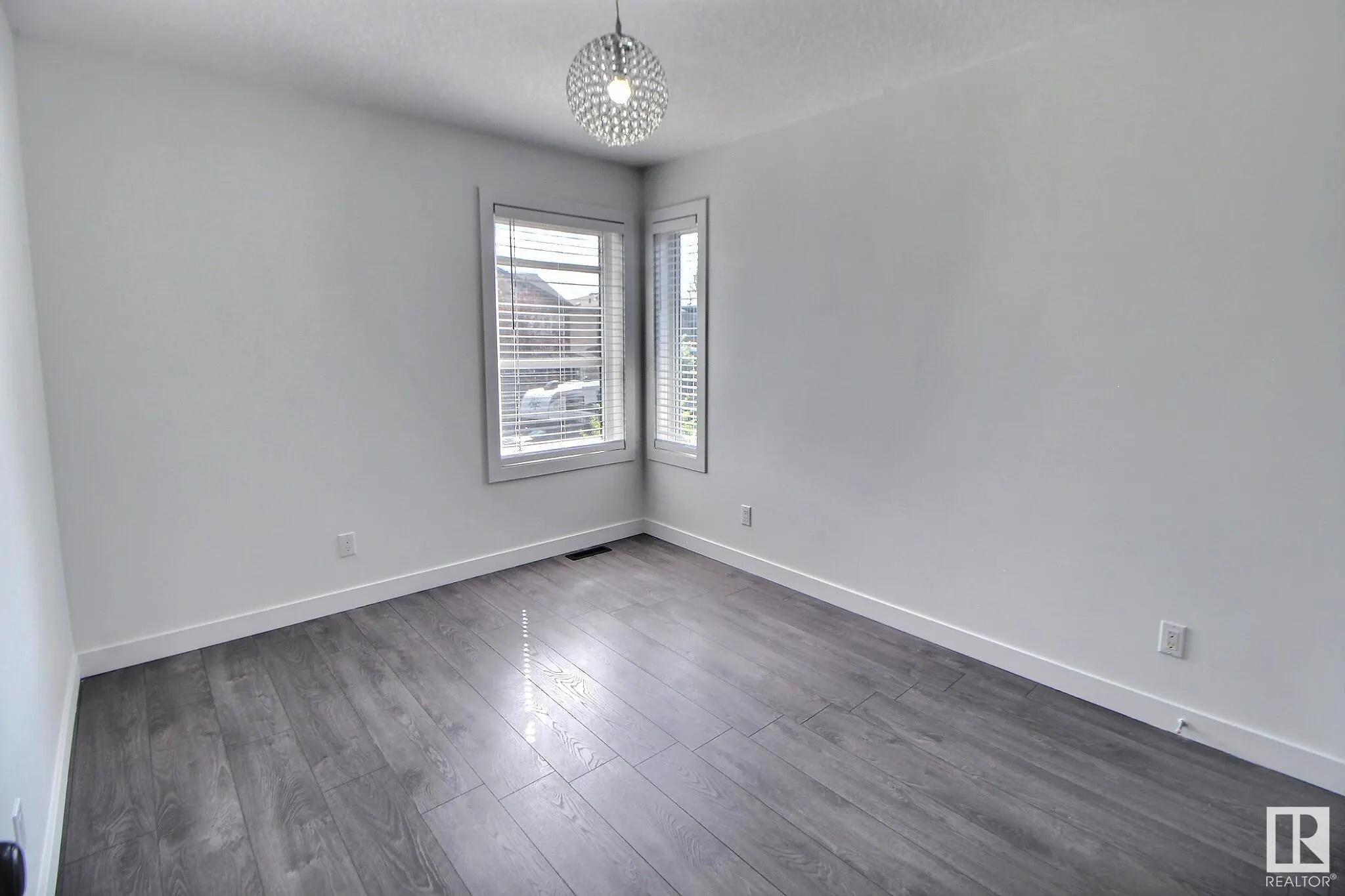 11 KENTON Way