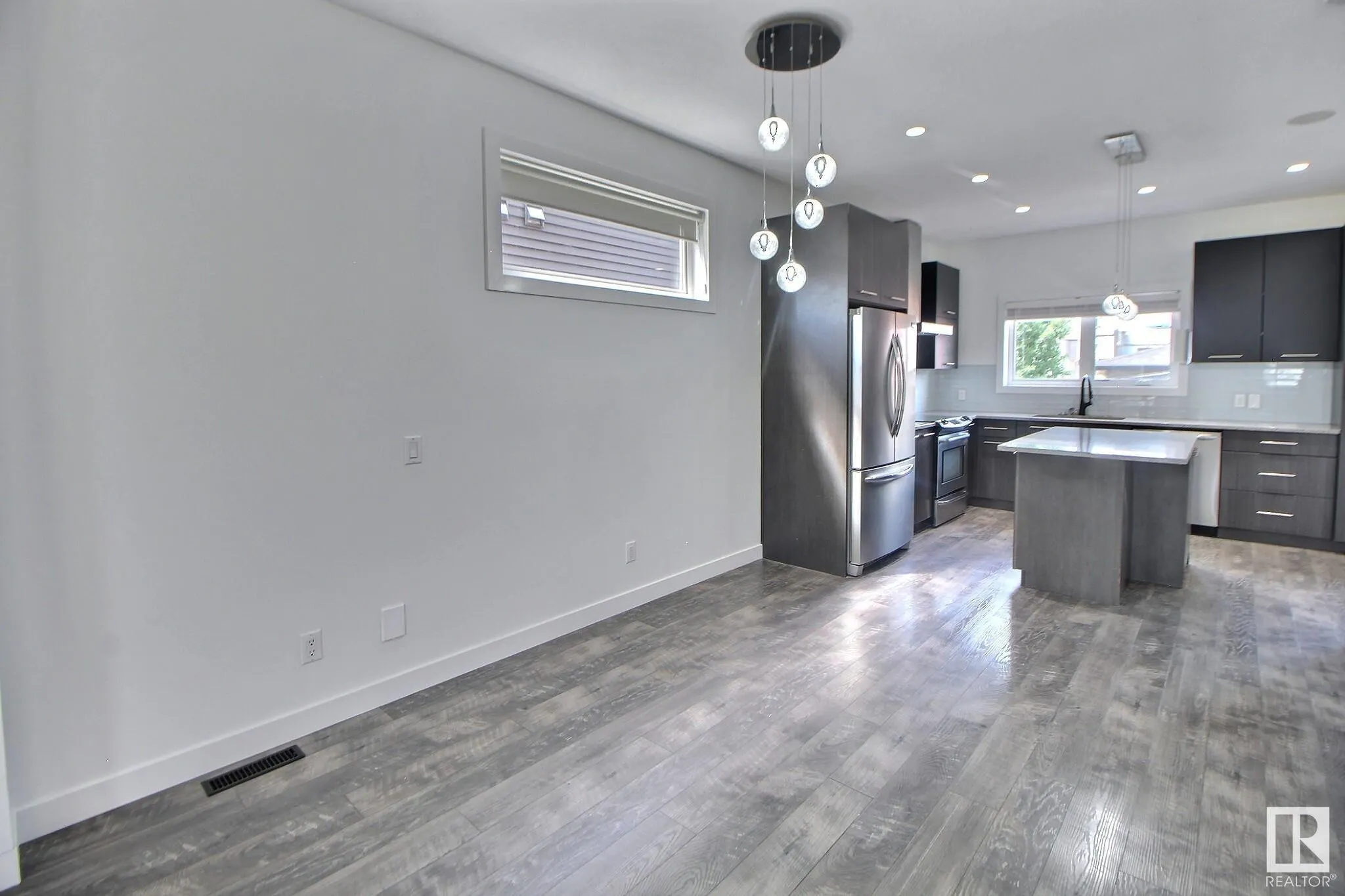 11 KENTON Way