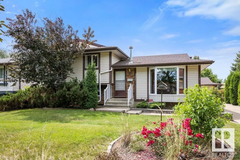 102 LAROSE Drive