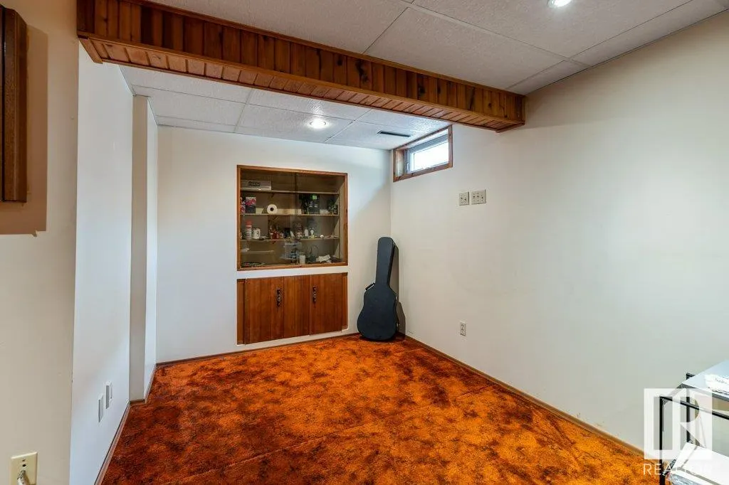 102 LAROSE Drive