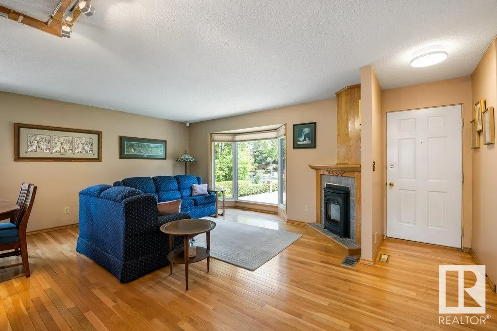 102 LAROSE Drive