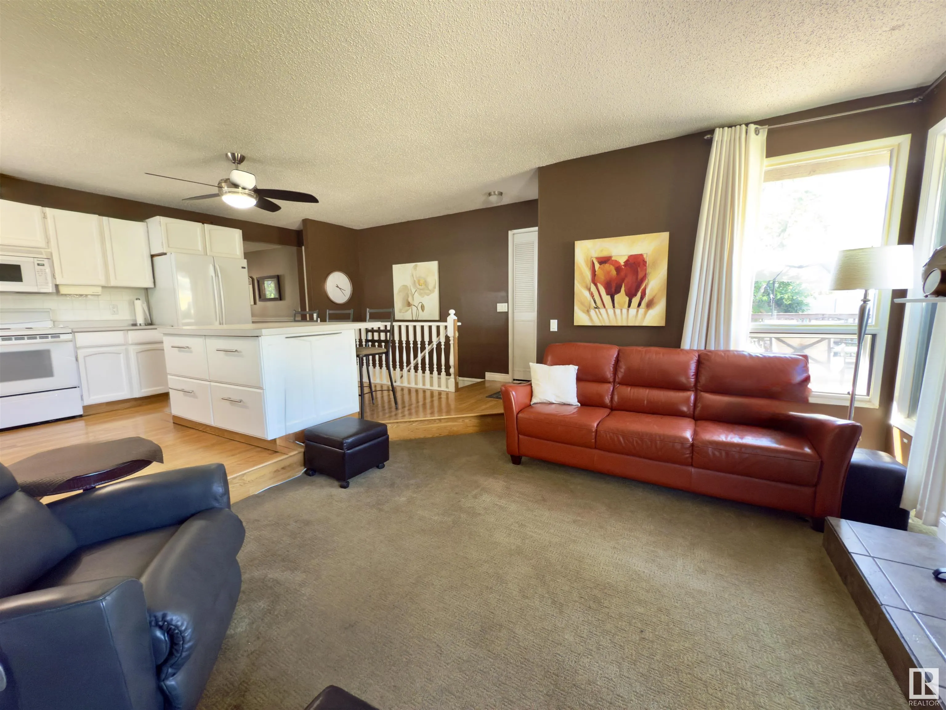 1136 PARKER Drive