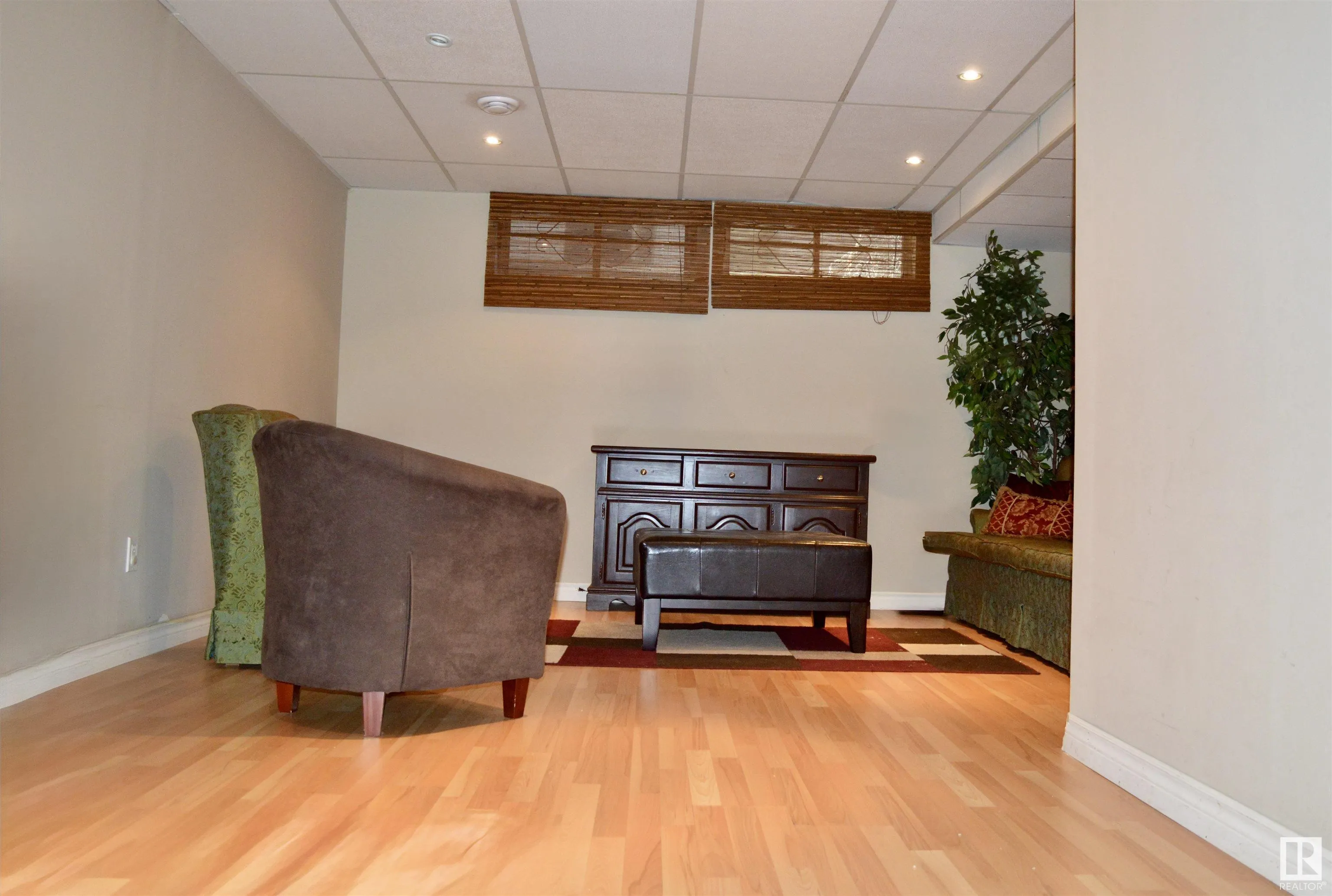 1136 PARKER Drive