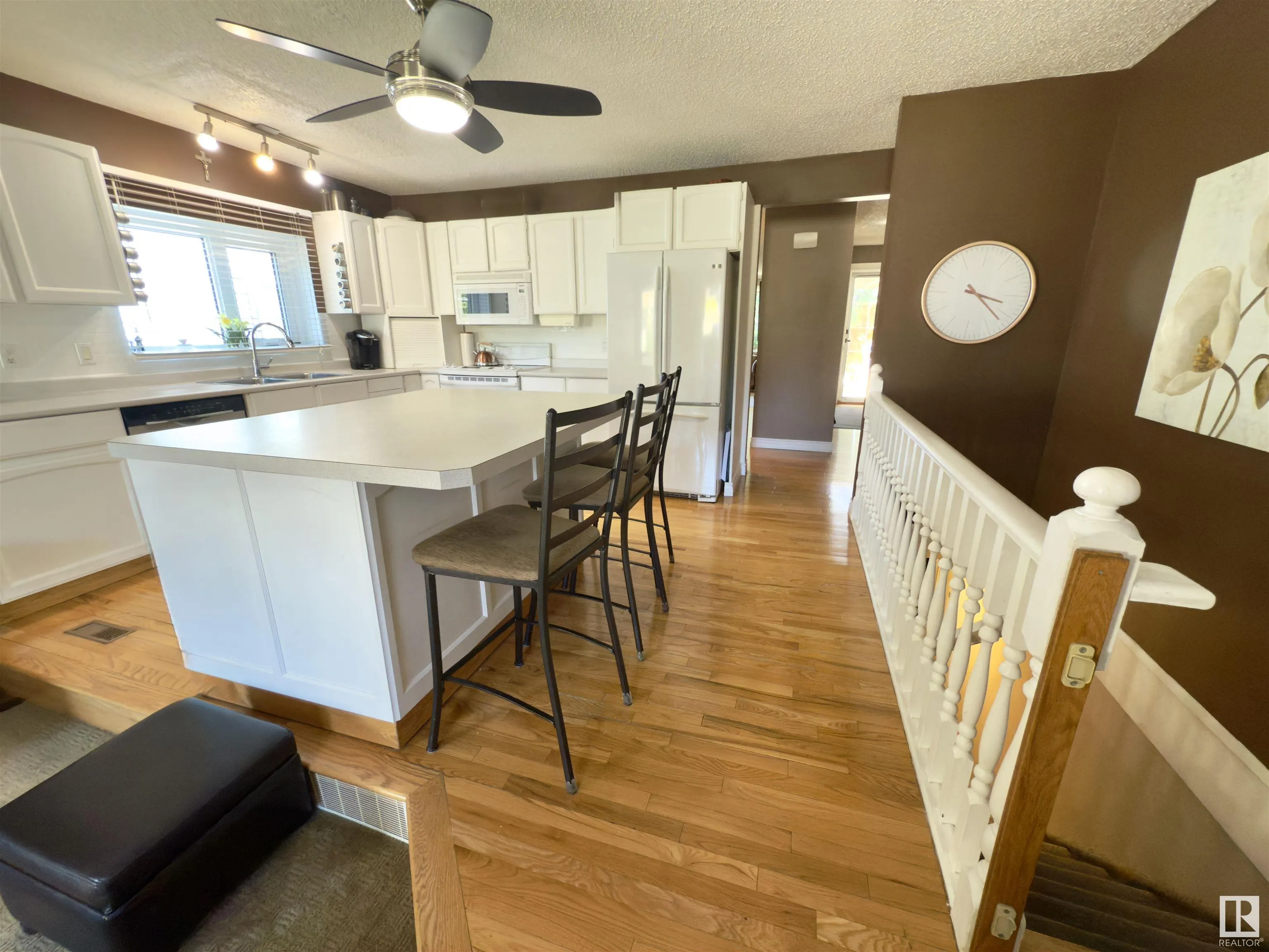 1136 PARKER Drive
