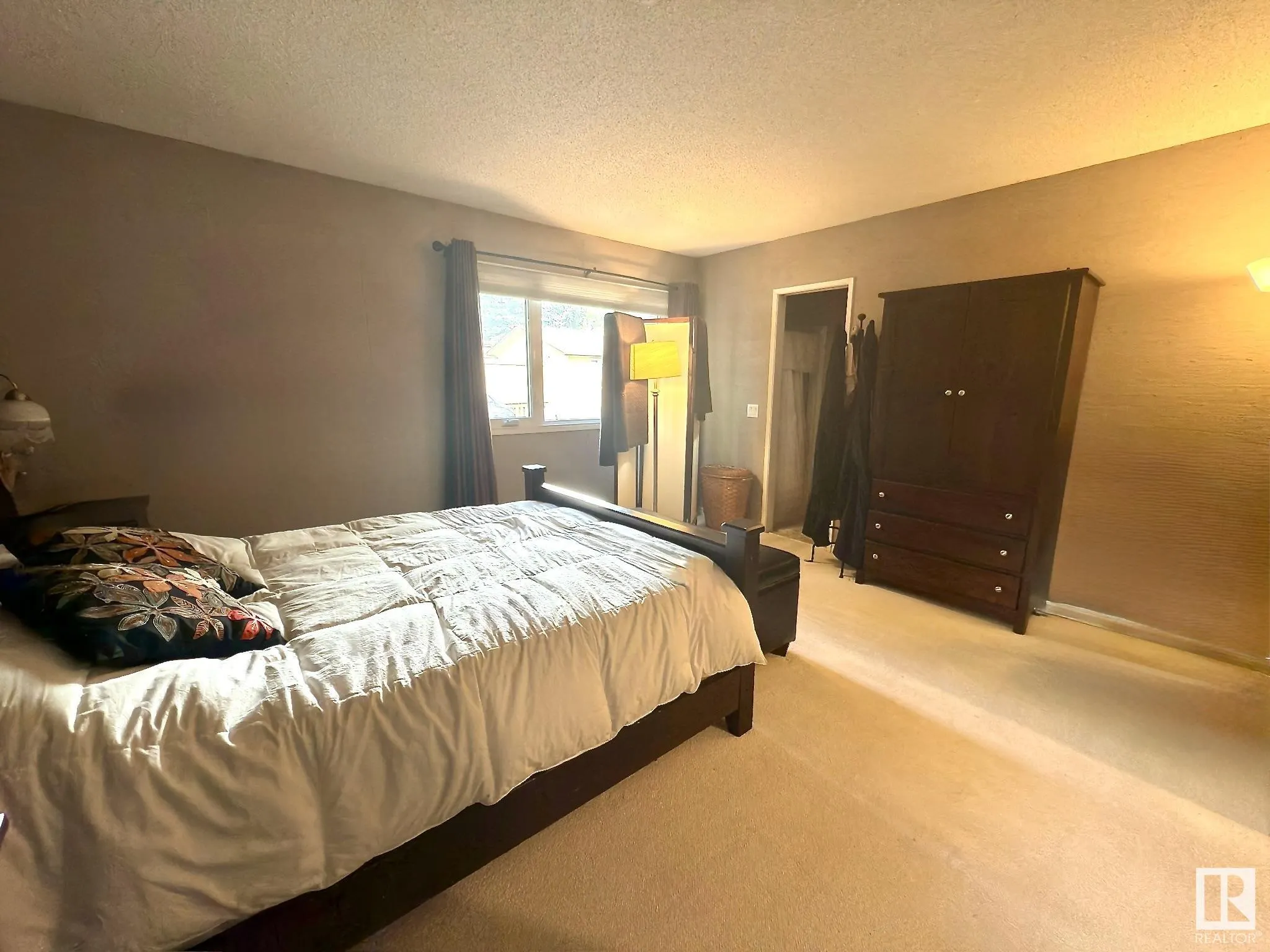 1136 PARKER Drive