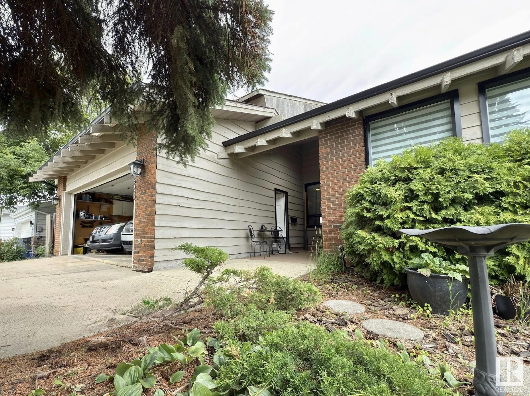 1136 PARKER Drive