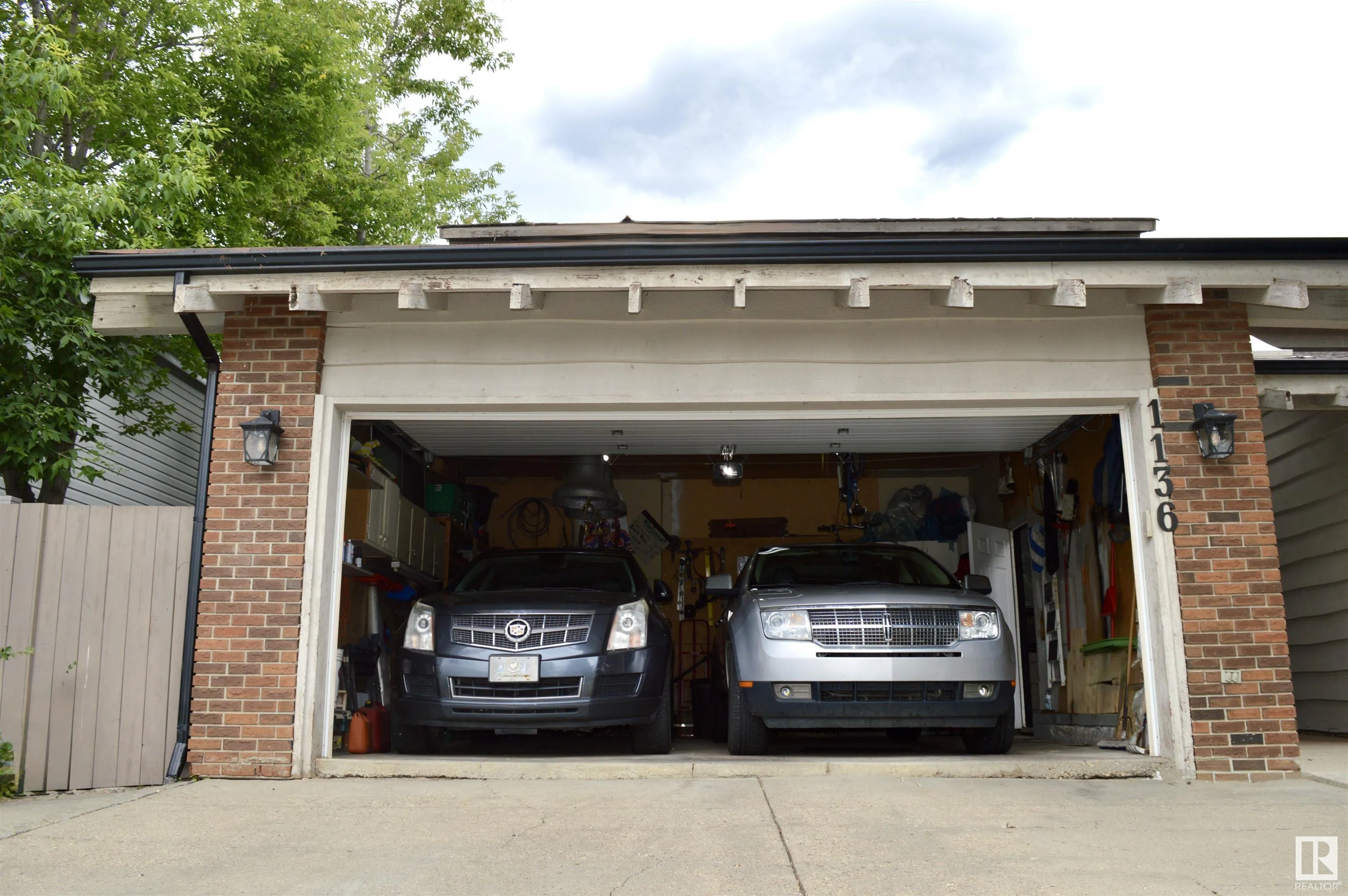 1136 PARKER Drive