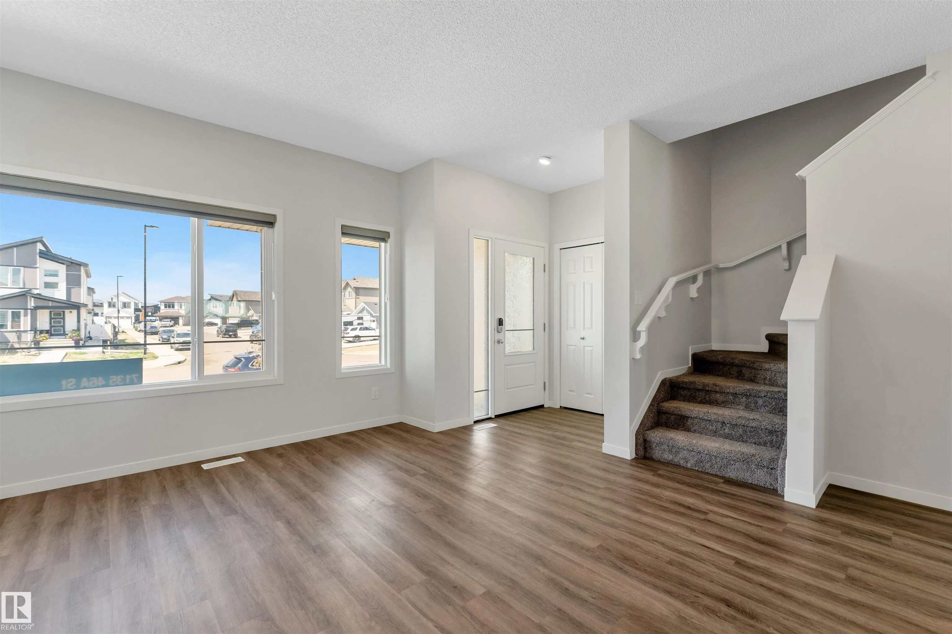 7135 46A St Street