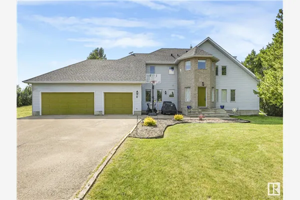 4 Vista Way