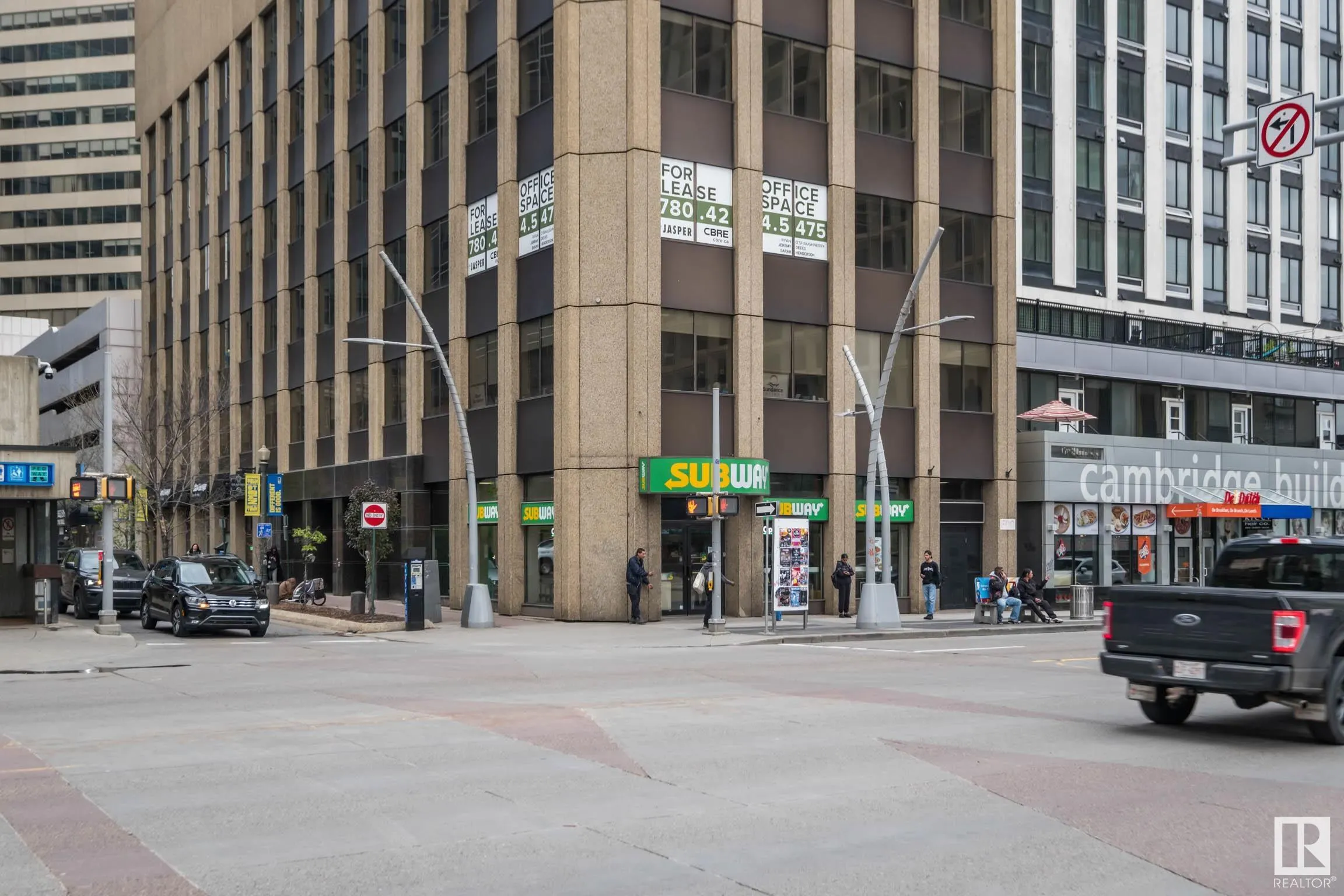 10024 JASPER Avenue
