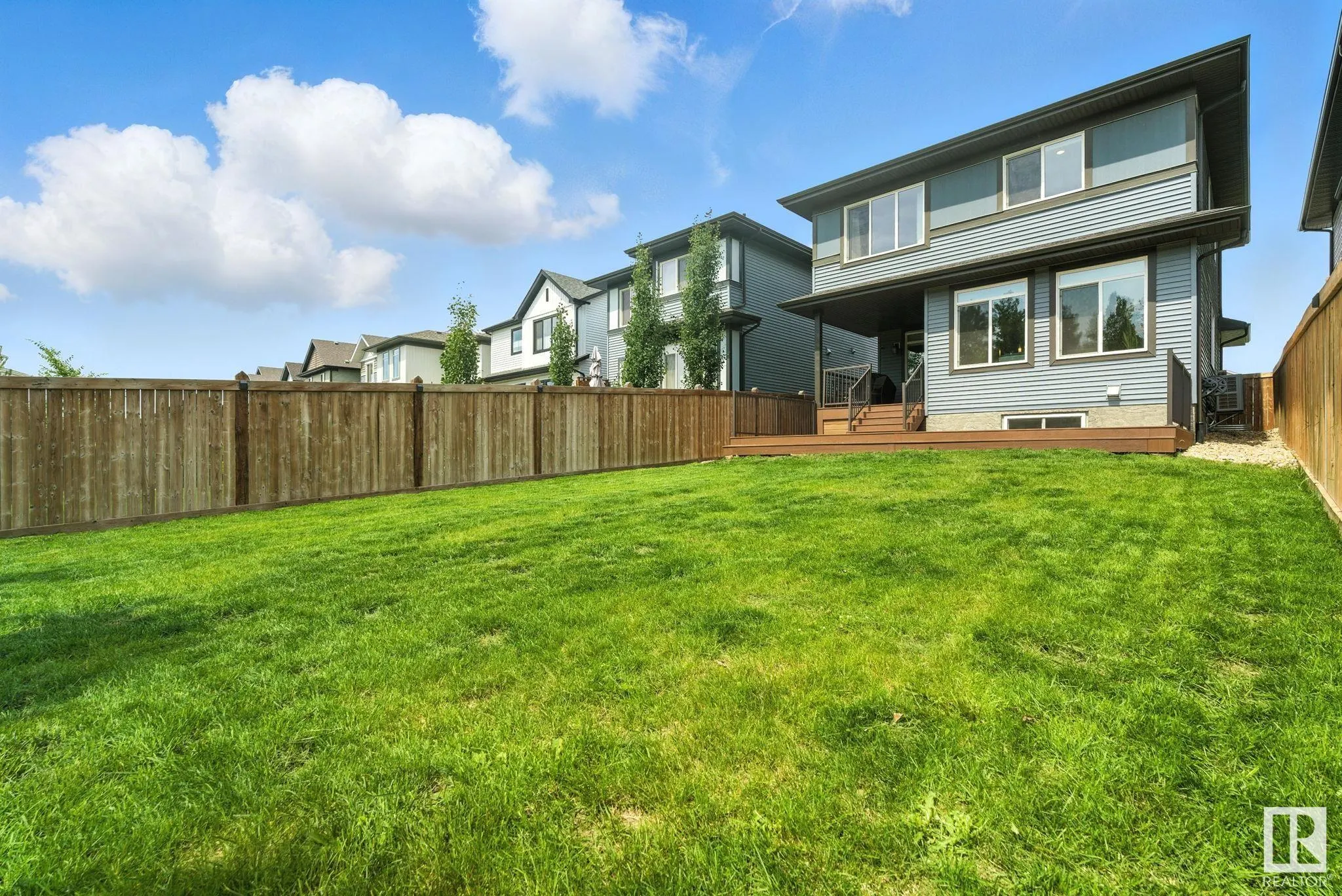 643 EAGLESON Crescent