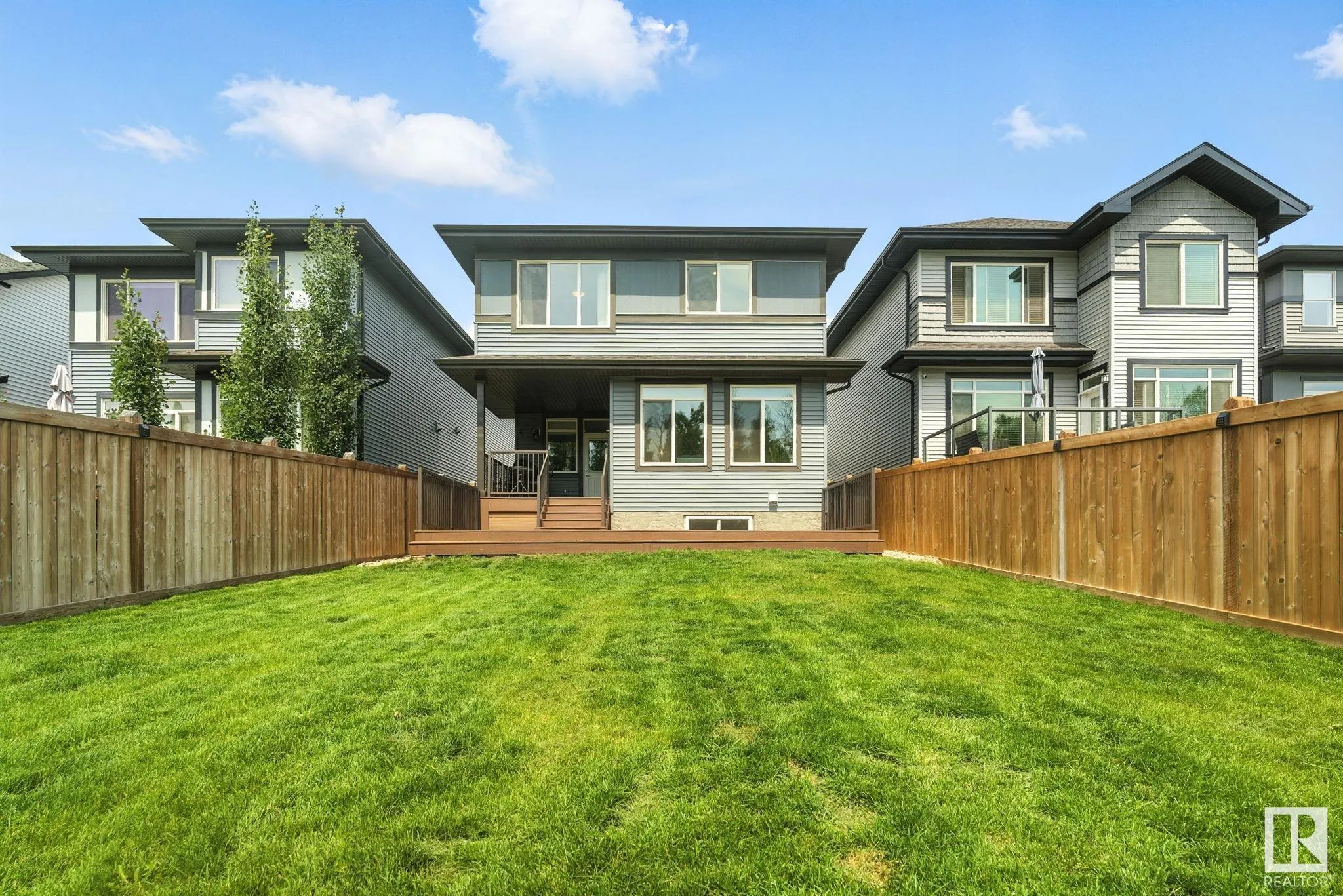 643 EAGLESON Crescent