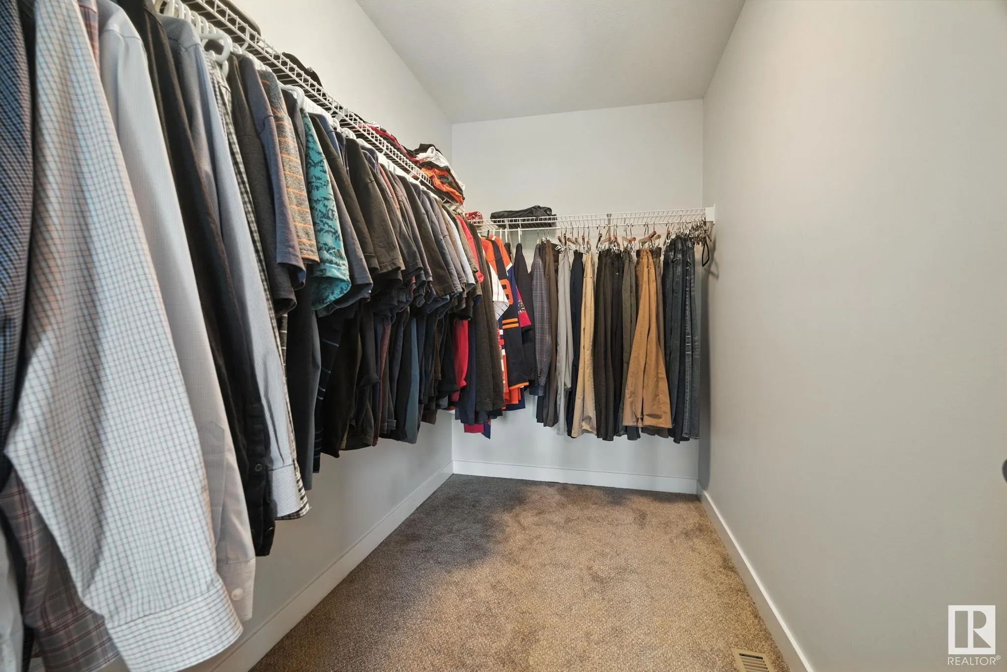643 EAGLESON Crescent