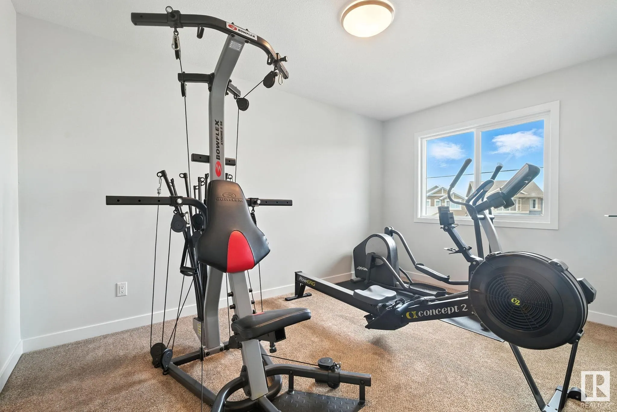 643 EAGLESON Crescent