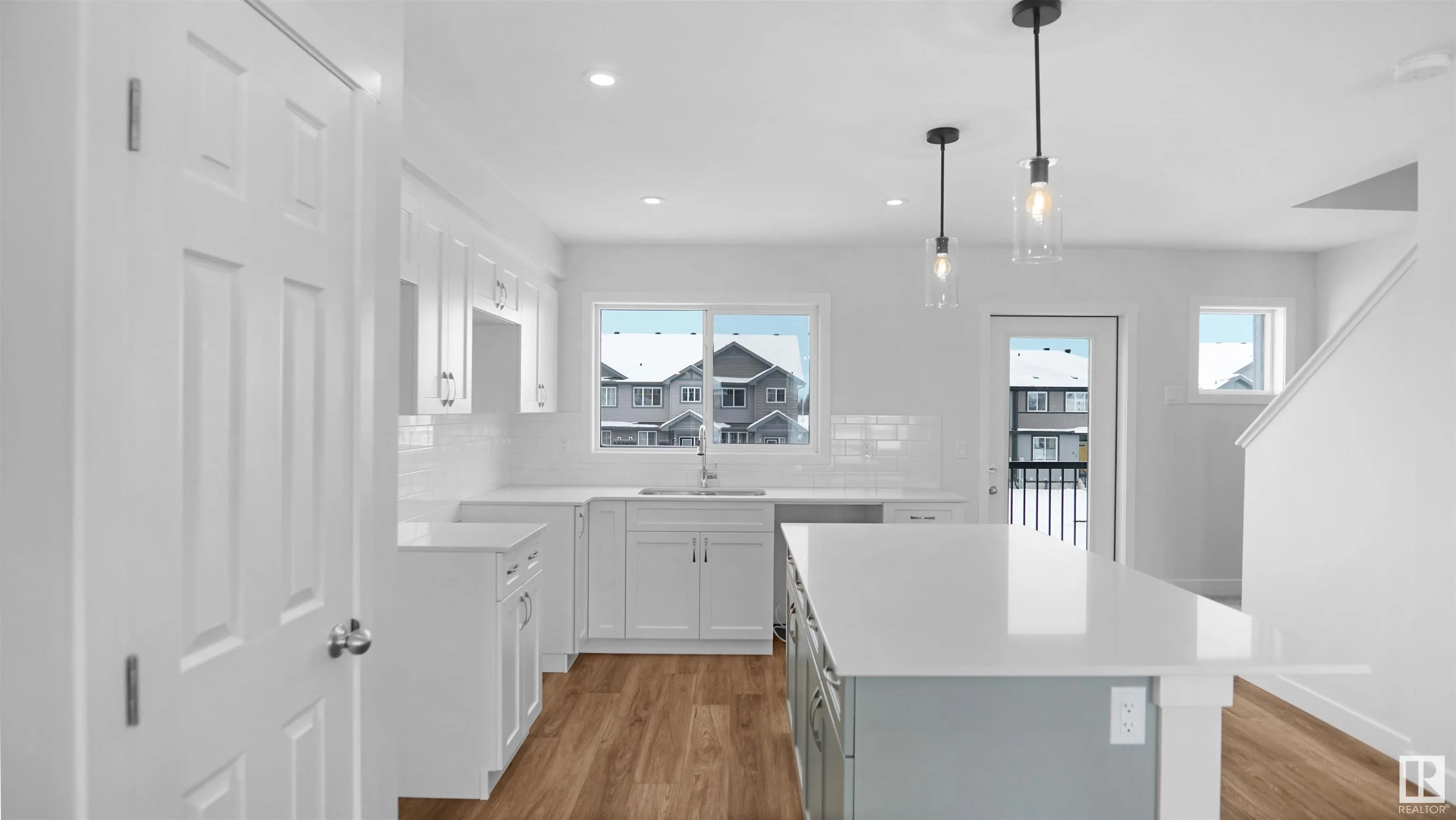 112 COPPERHAVEN Drive