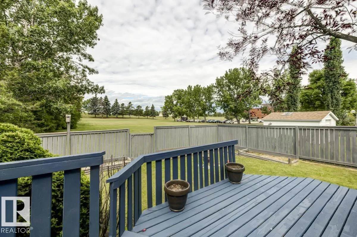 90 HIGHWOOD Bay