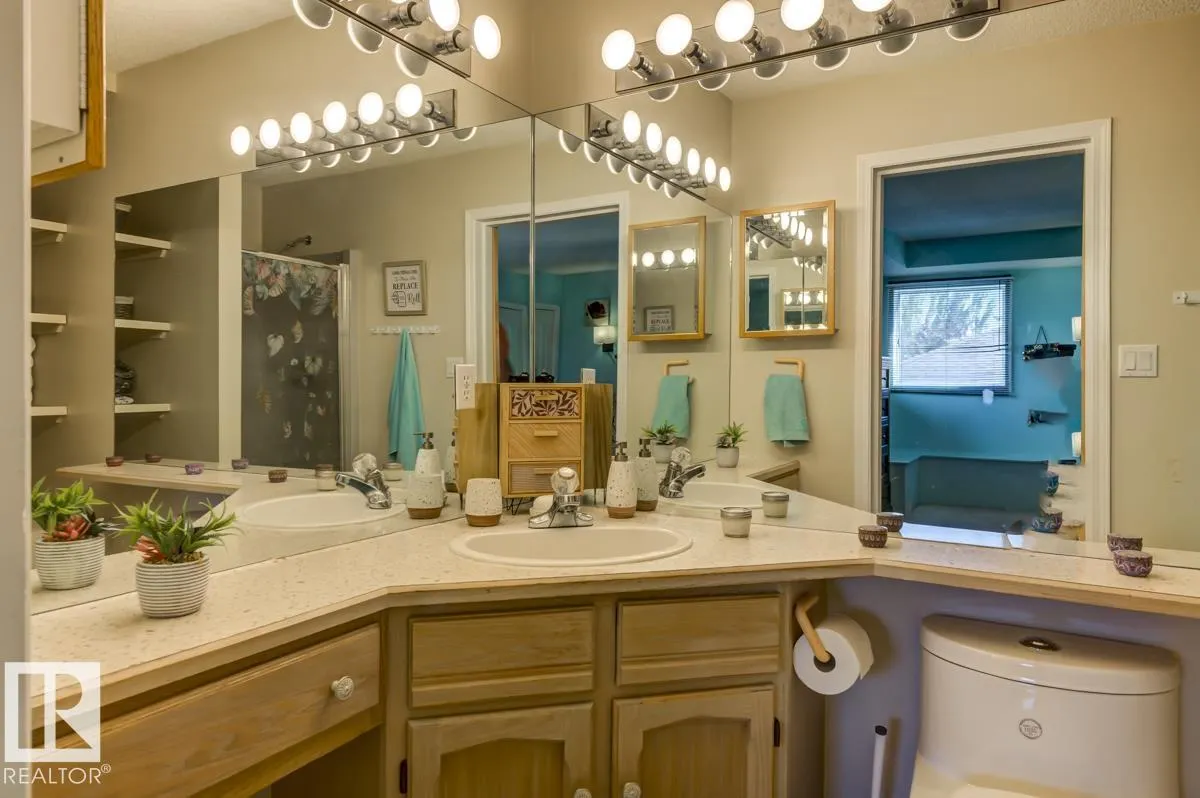 90 HIGHWOOD Bay