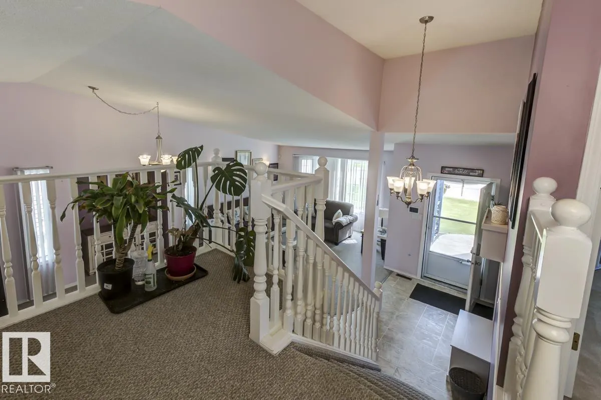 90 HIGHWOOD Bay