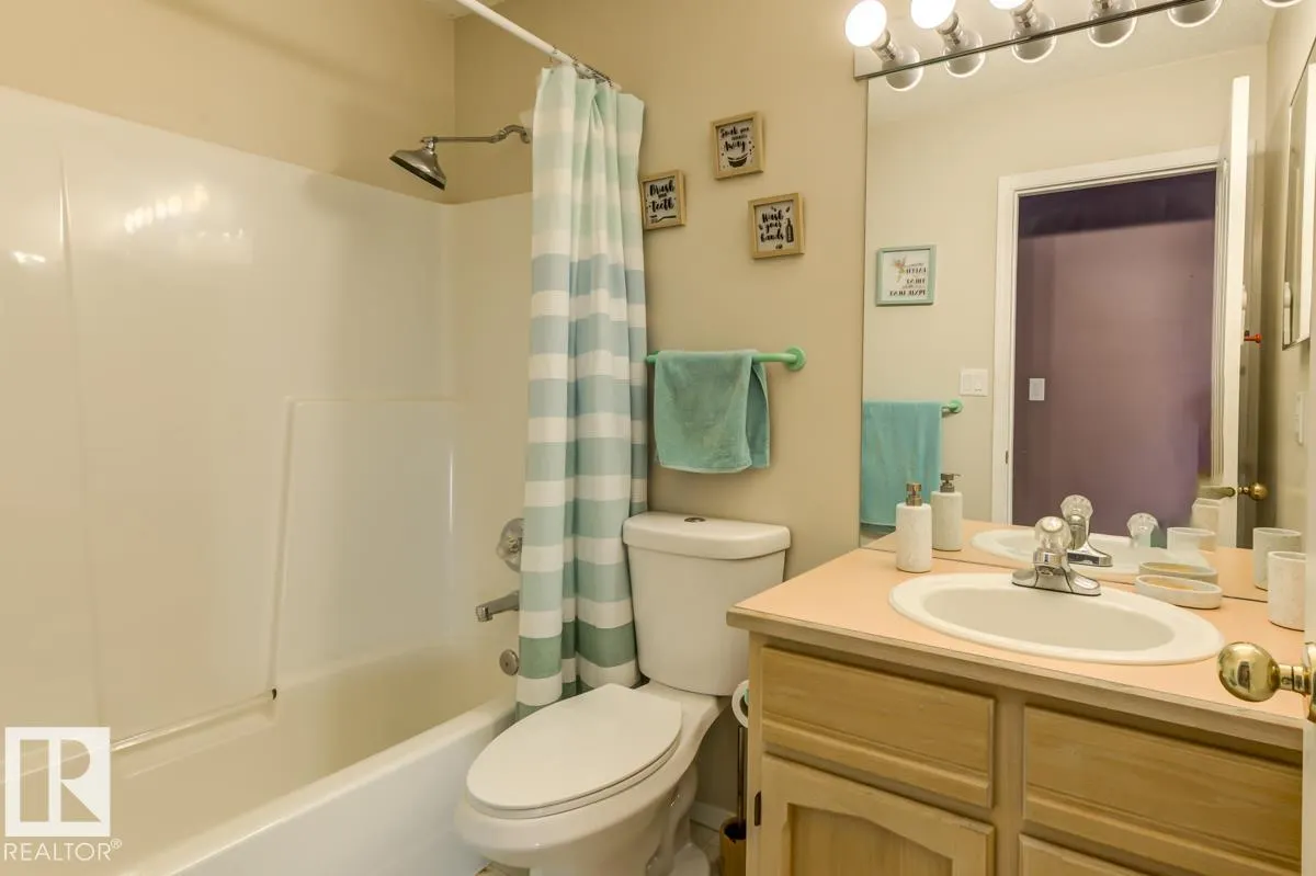 90 HIGHWOOD Bay