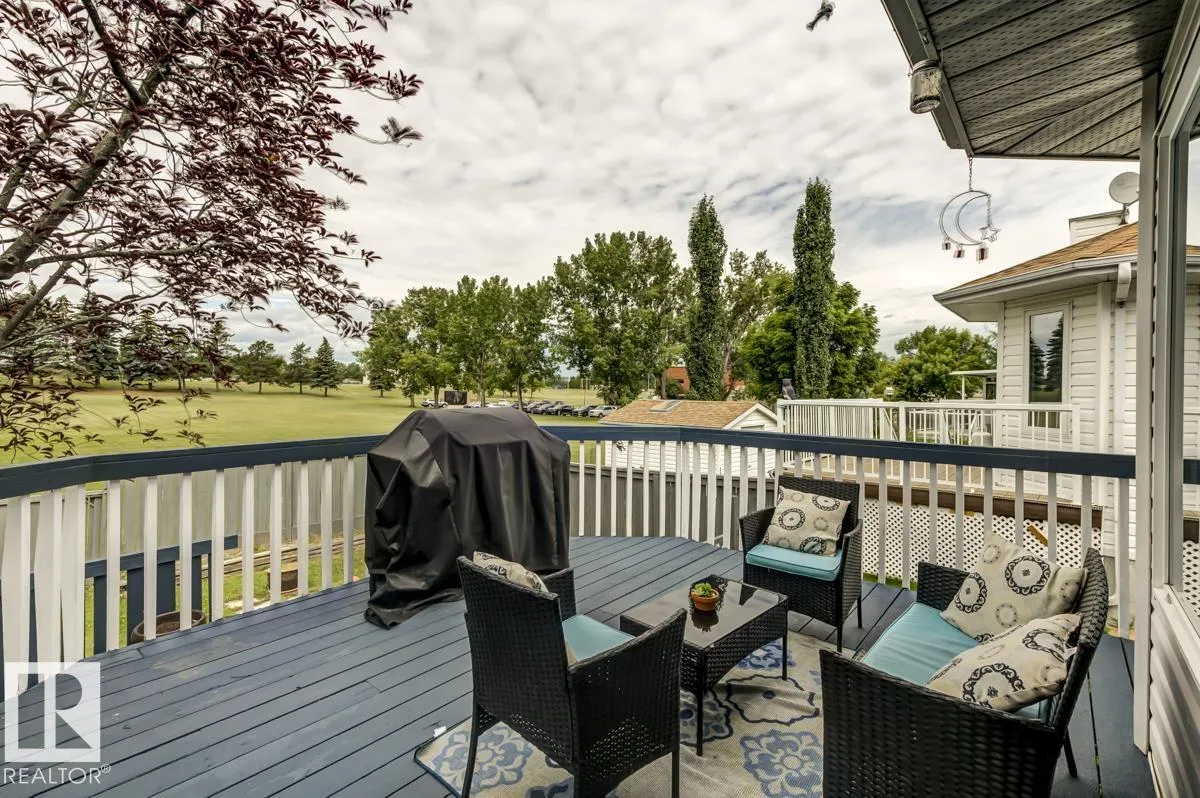 90 HIGHWOOD Bay