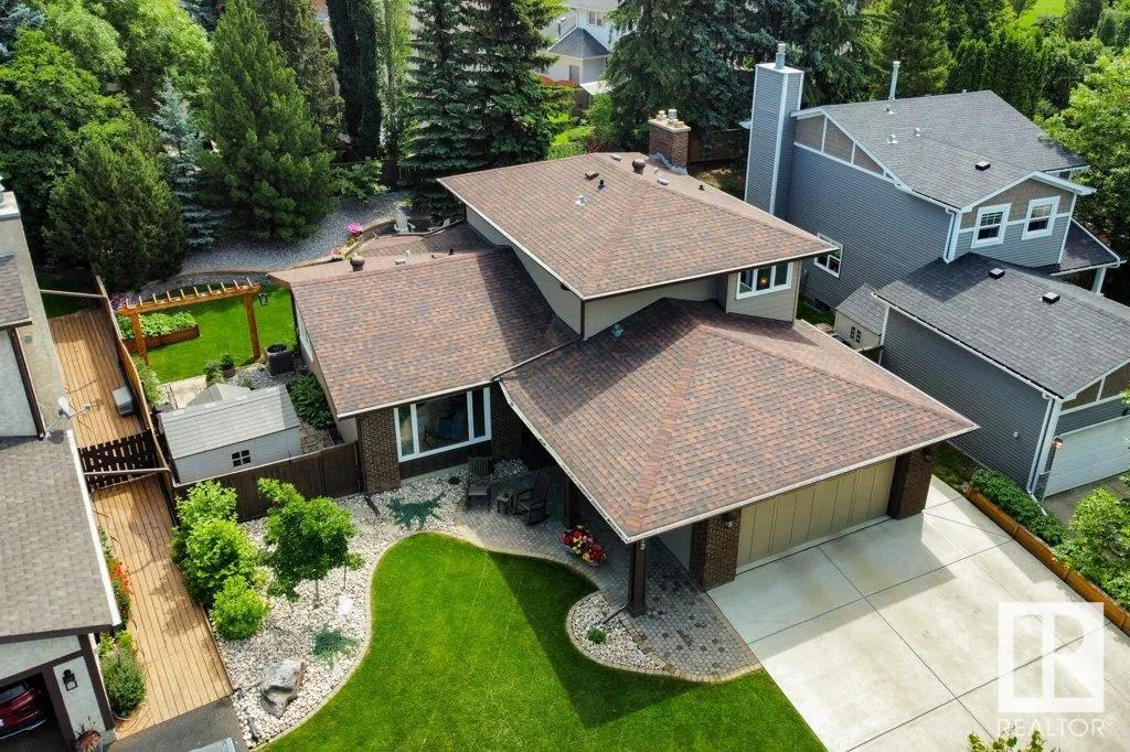 12 WOLCOTT Place