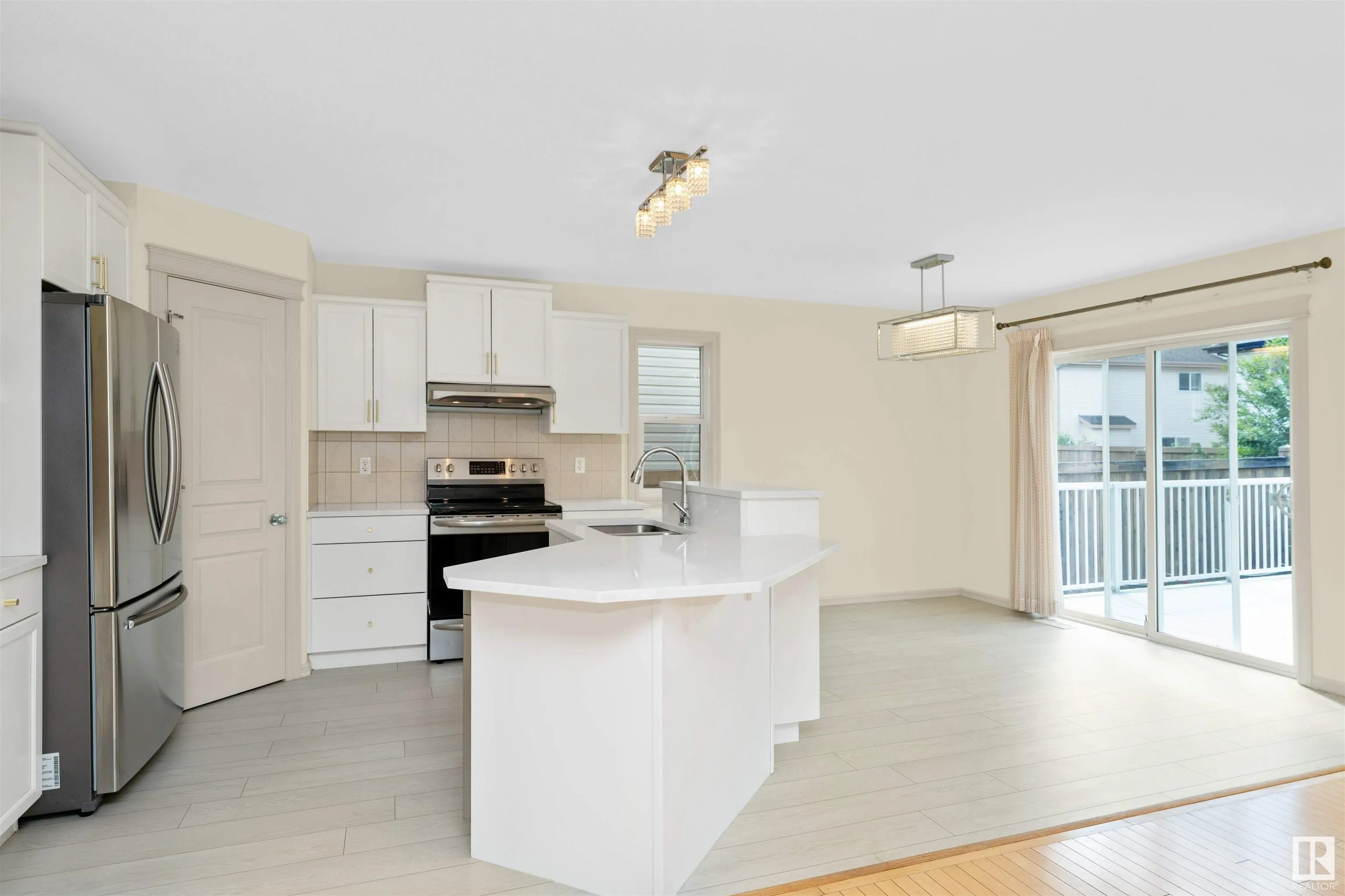 1609 HODGSON Court