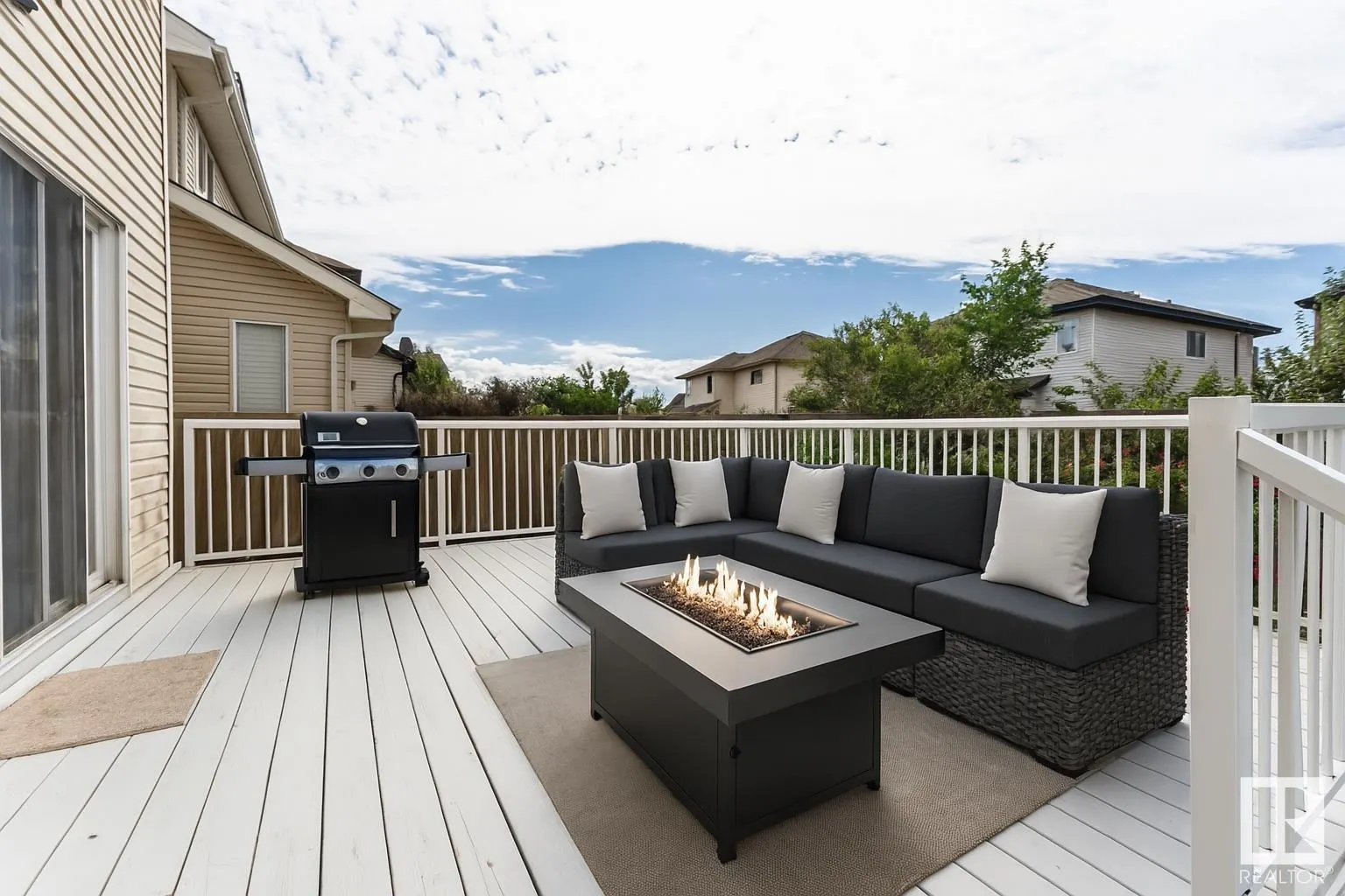 1609 HODGSON Court