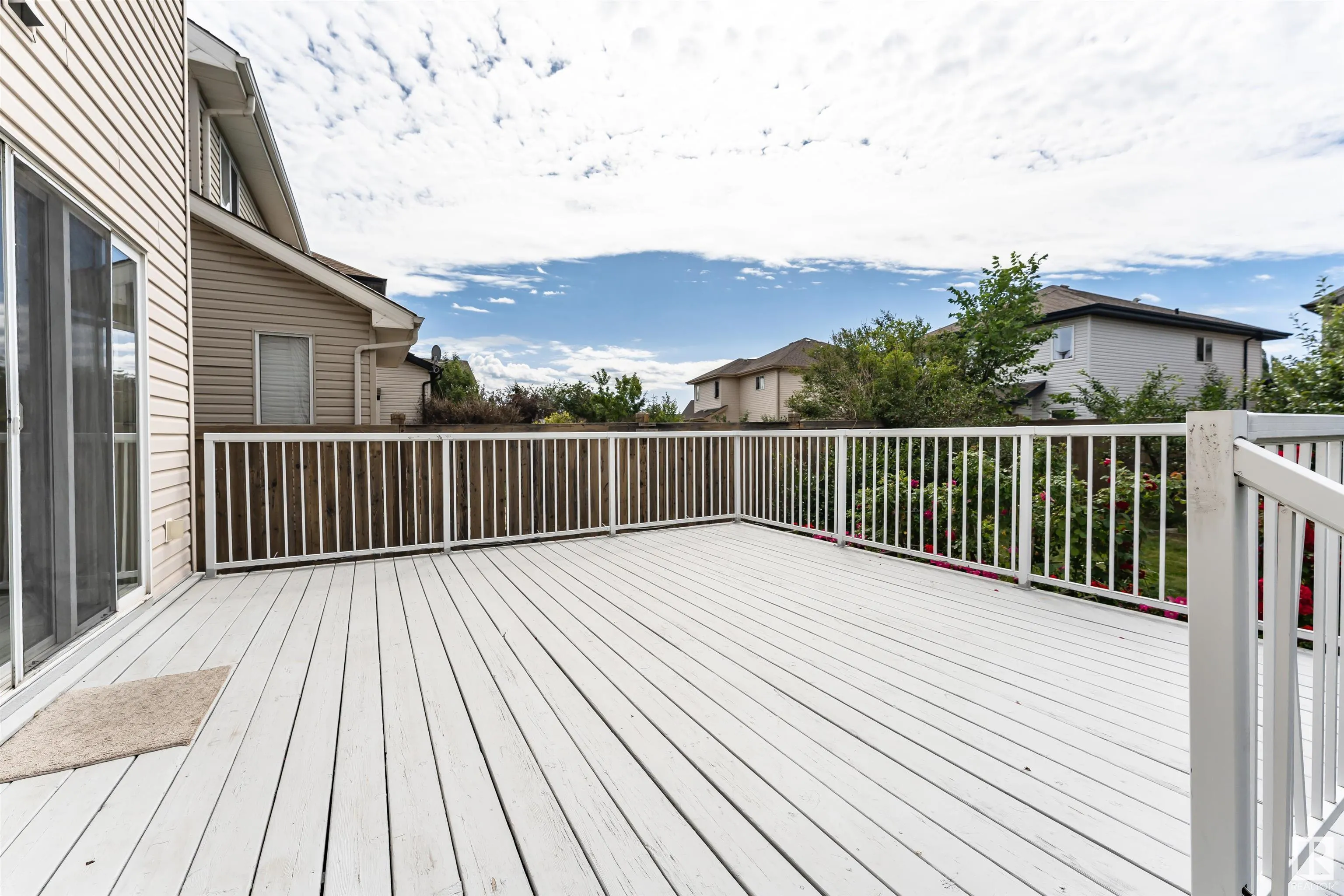 1609 HODGSON Court