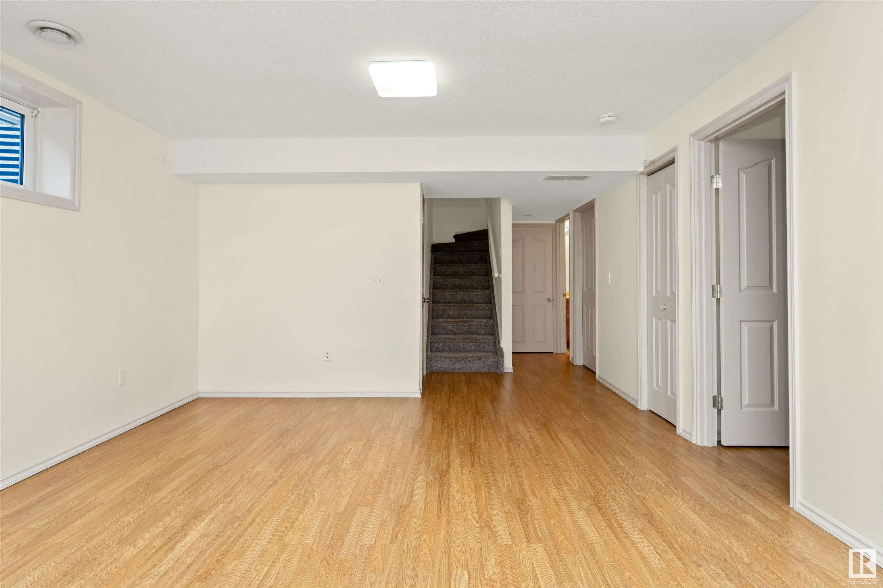 1609 HODGSON Court