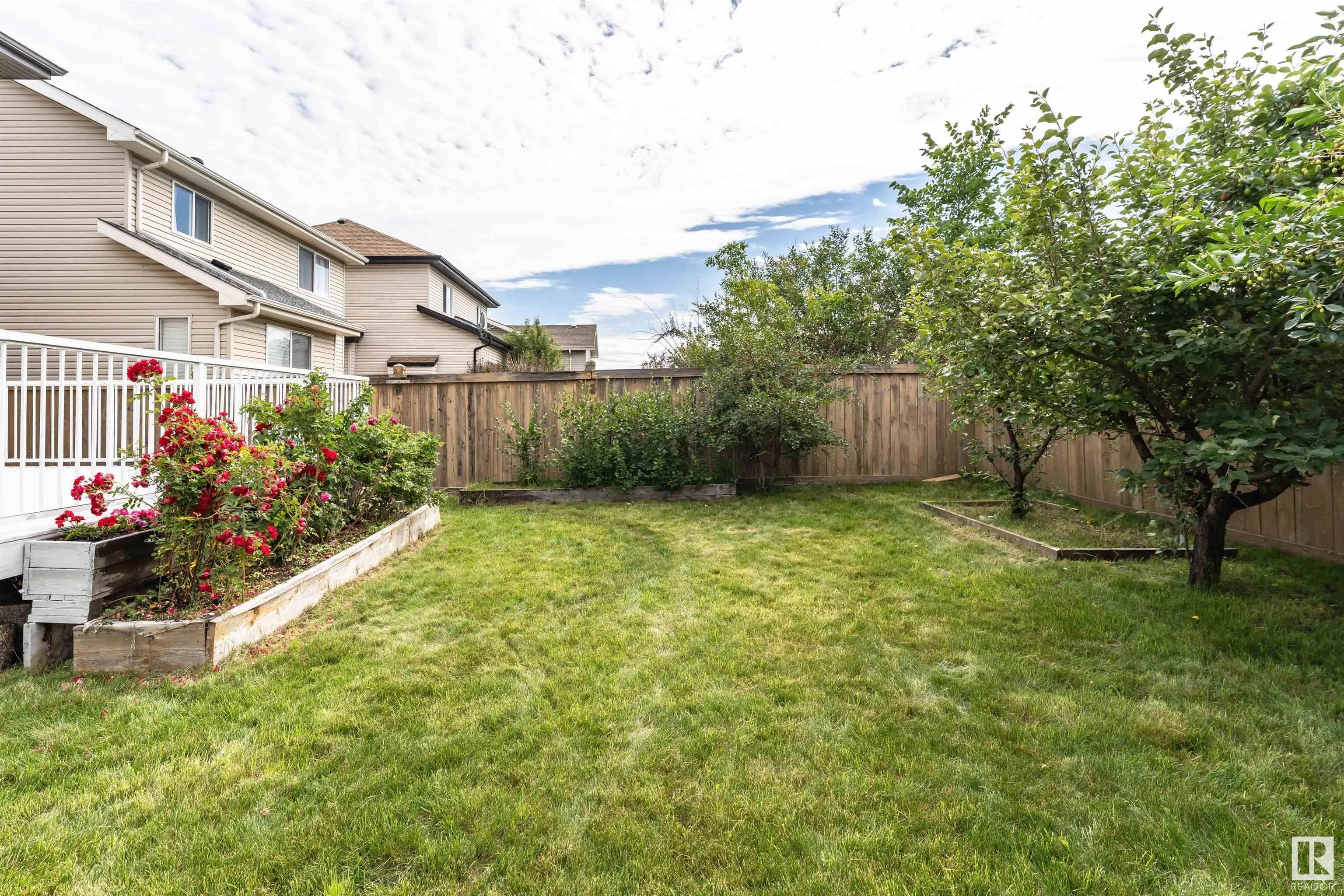 1609 HODGSON Court