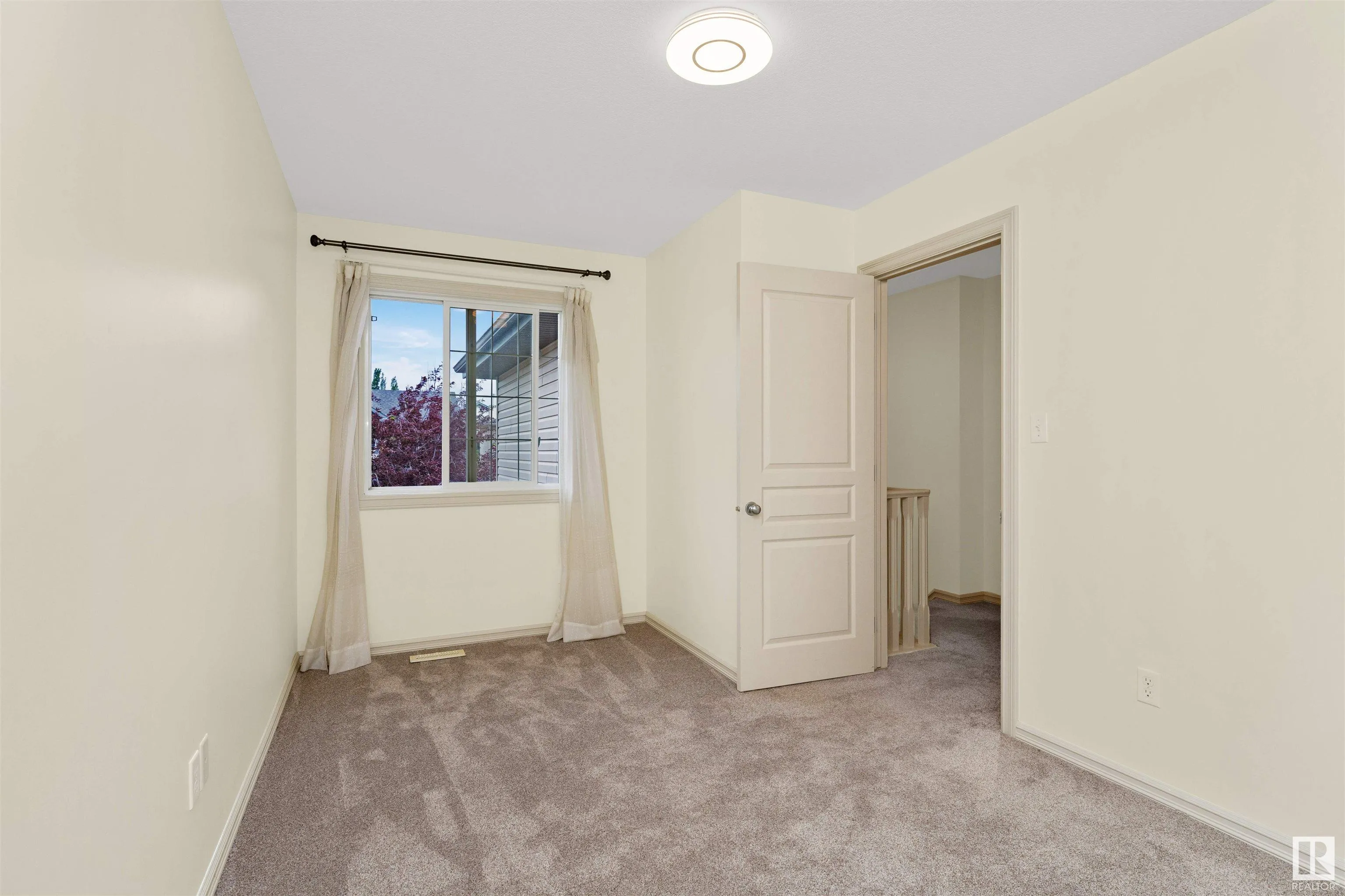 1609 HODGSON Court