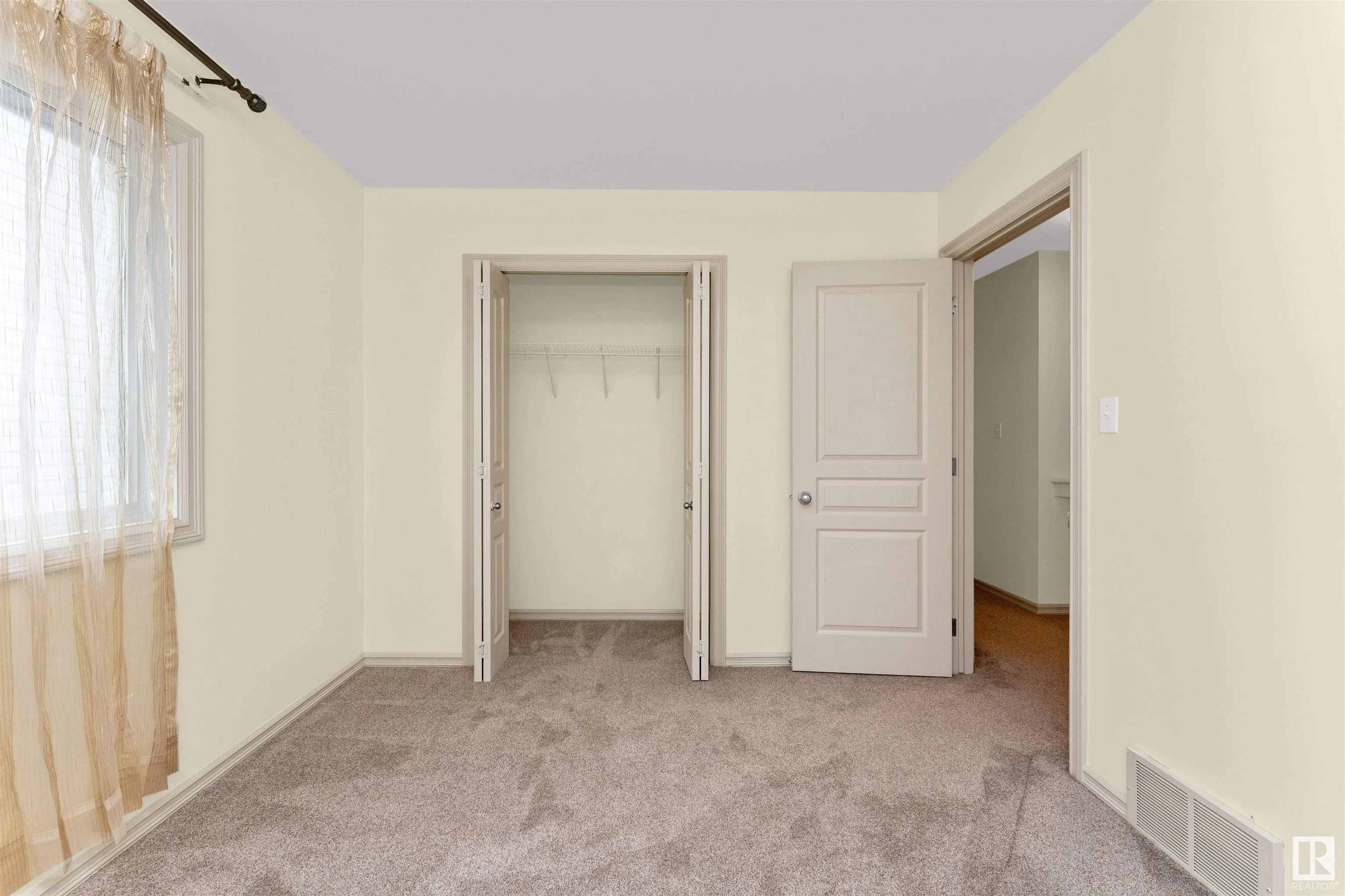 1609 HODGSON Court