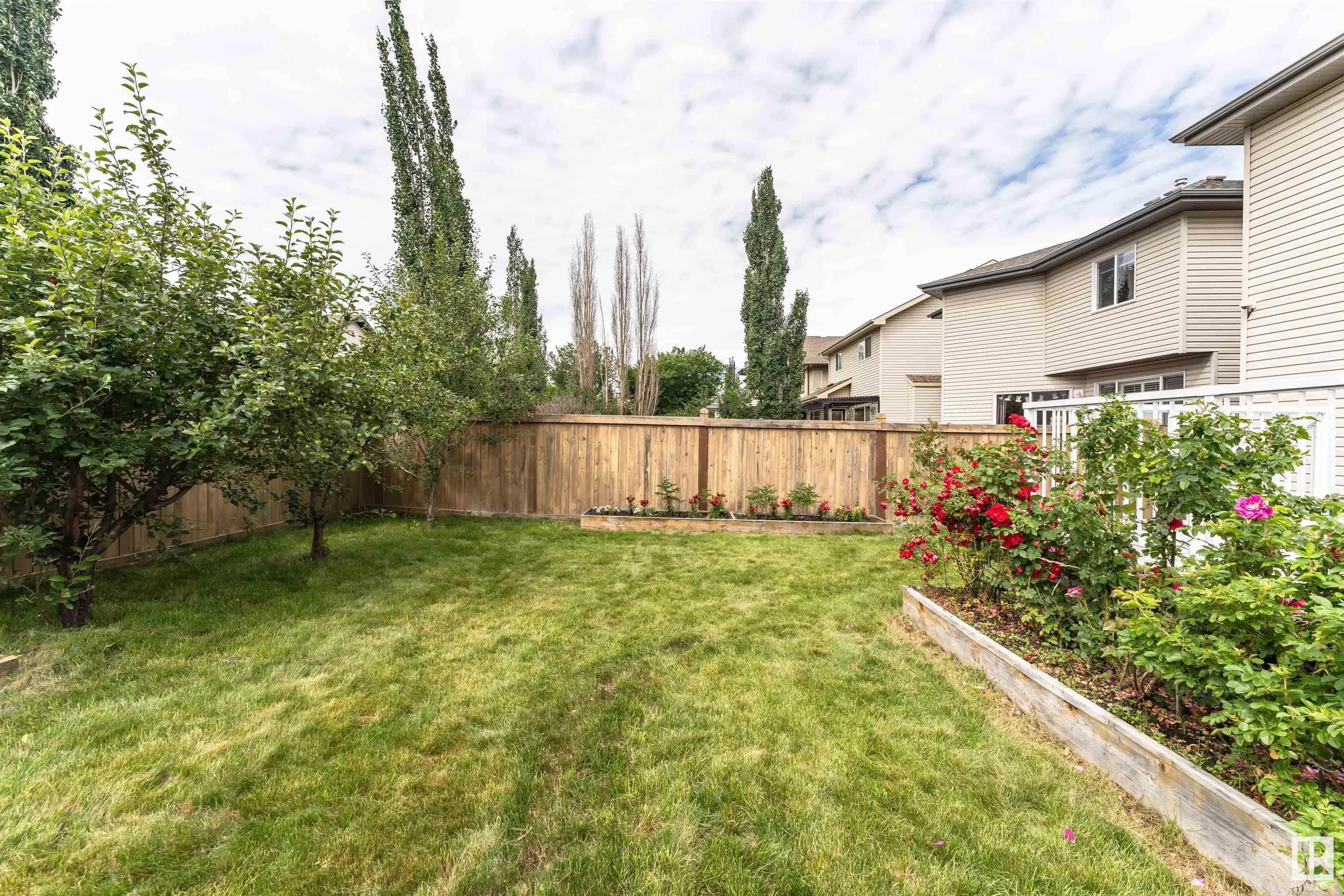 1609 HODGSON Court