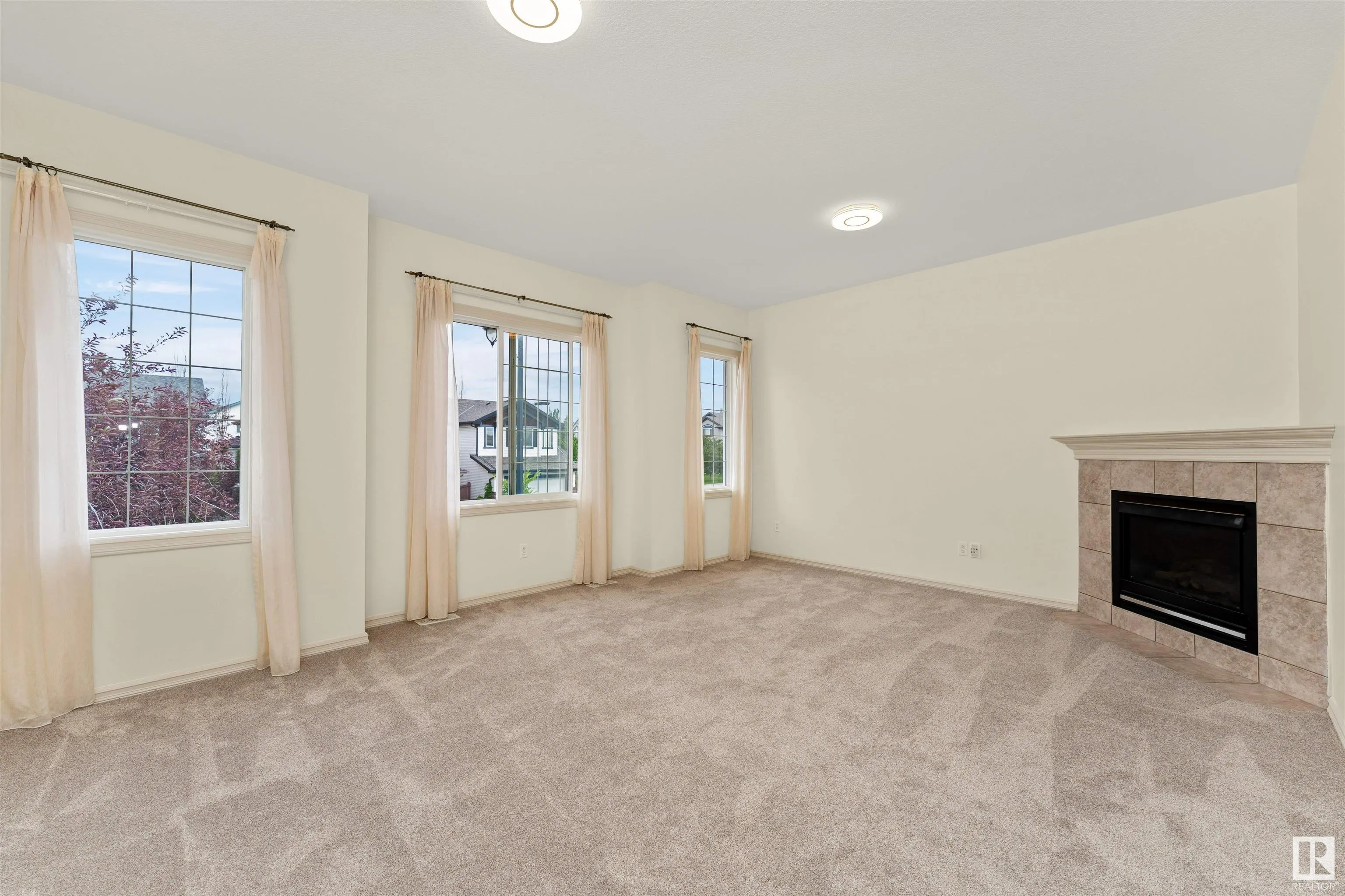 1609 HODGSON Court